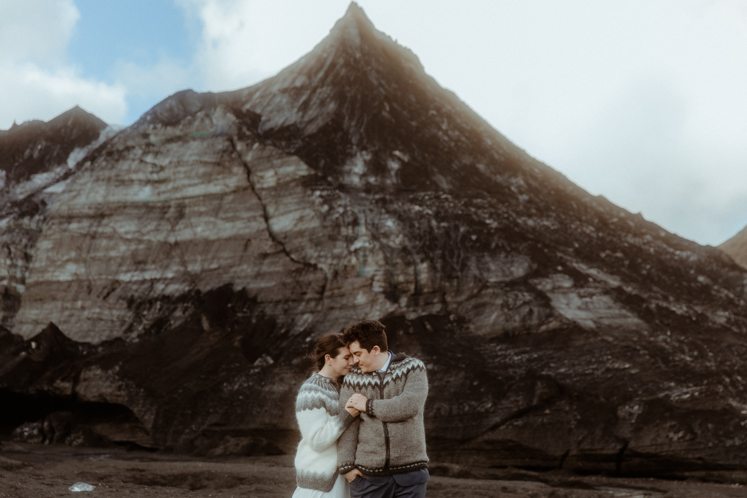 Elopement at Black sand beach in Iceland. Iceland elopement photographer & videographer