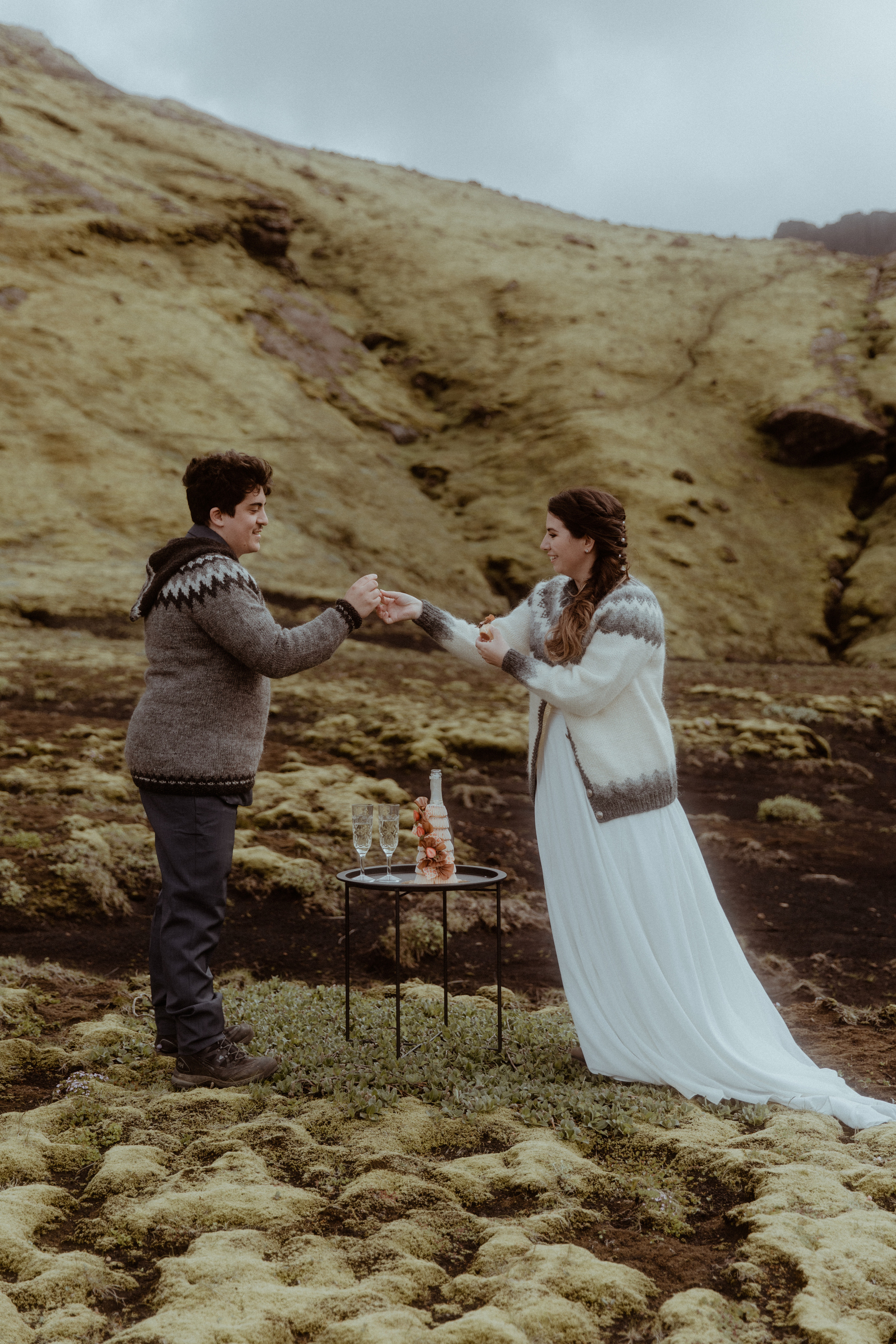 Elopement at Black sand beach in Iceland. Iceland elopement photographer & videographer