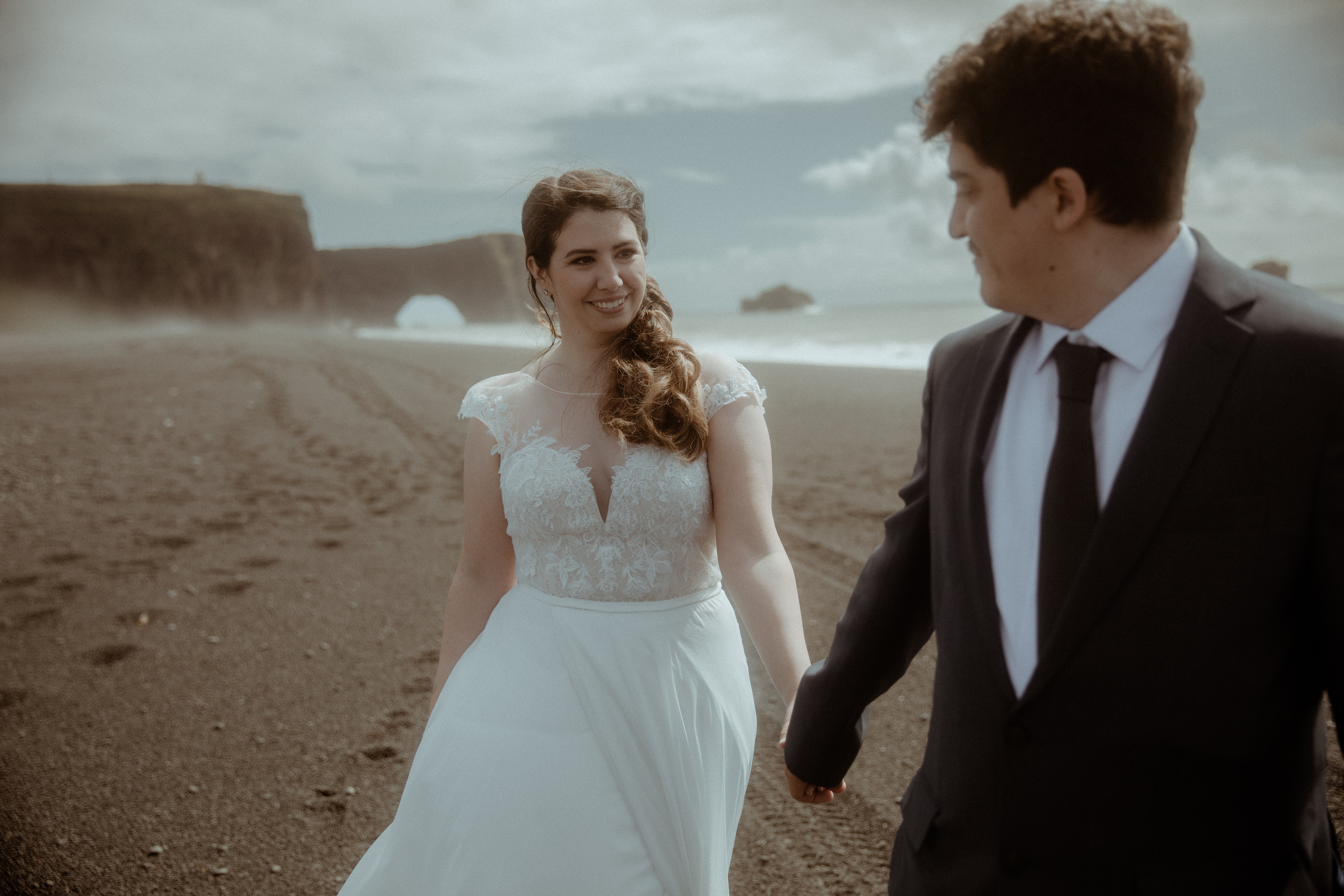 Elopement at Black sand beach in Iceland. Iceland elopement photographer & videographer
