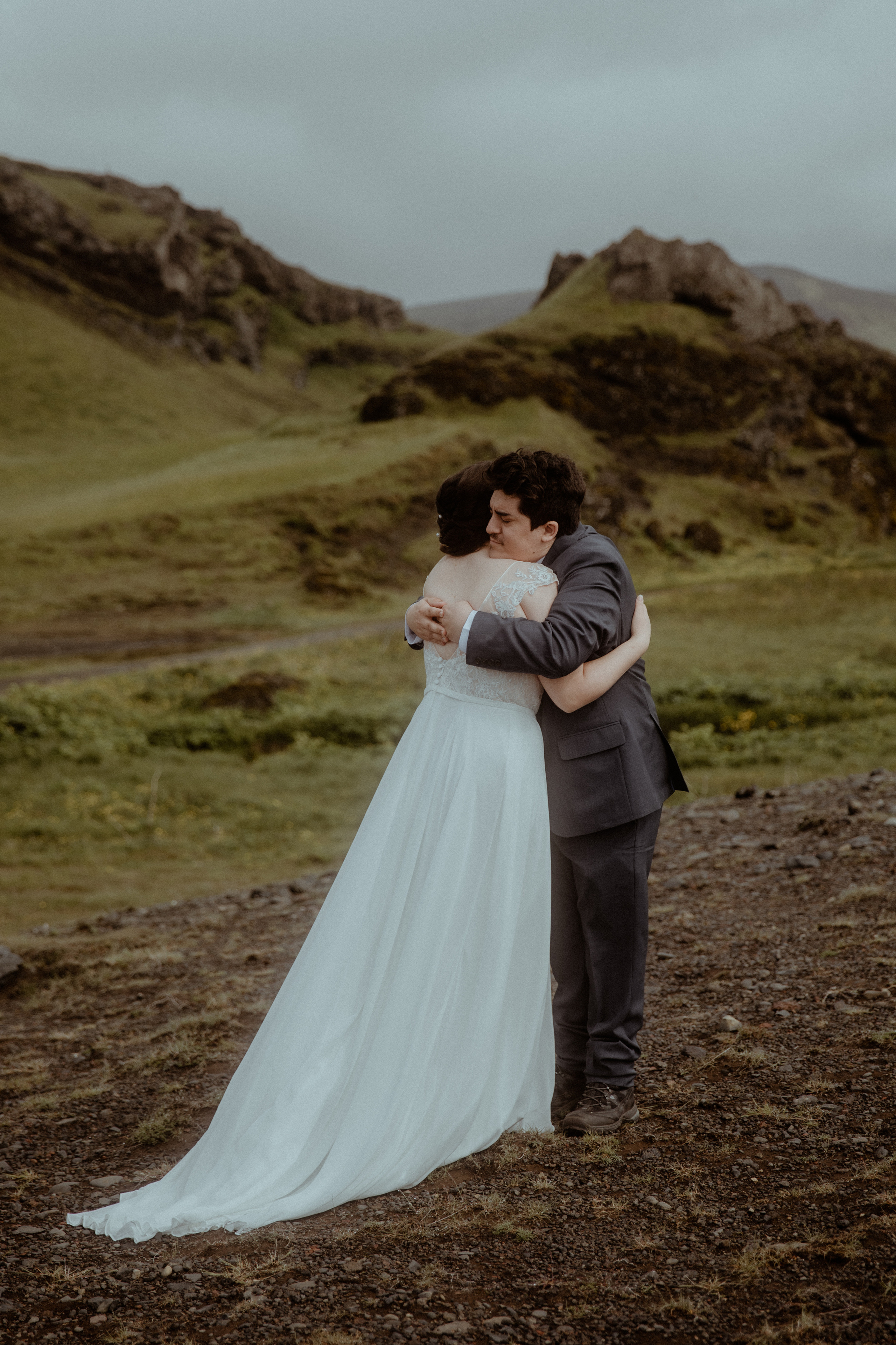 Elopement at Black sand beach in Iceland. Iceland elopement photographer & videographer