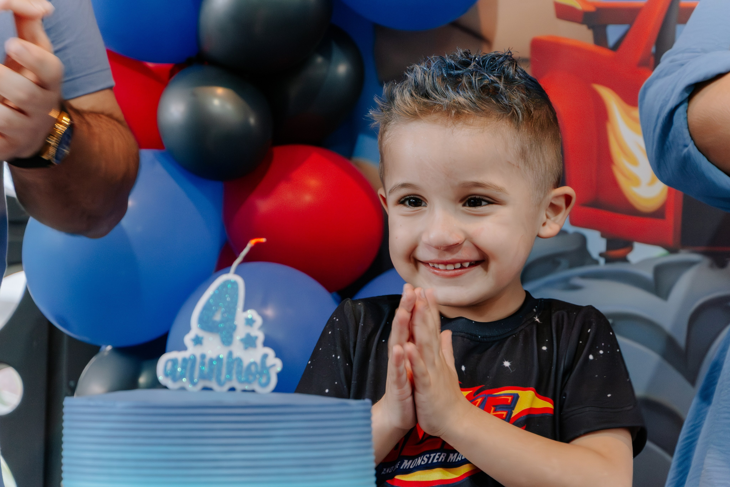 Fotógrafo em Joinville-SC. Especialista em aniversário, casamentos, eventos corporativos e retratos