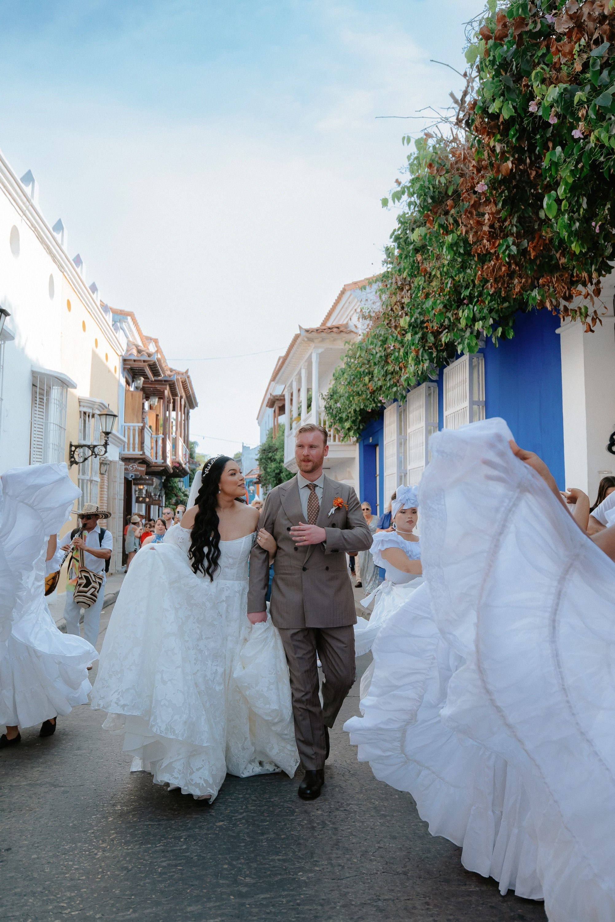 Cindy + Garrett | Destination Wedding Photos in Cartagena 2025 – César Vanegas Photography. César Vanegas Photography | Wedding & Travel Photographer | Cartagena, Colombia