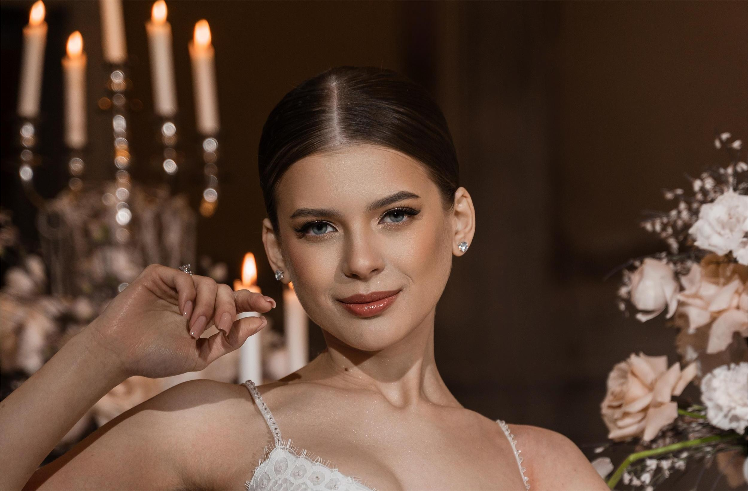 Contact Makeup Artist & Hair Stylist in Milan | Book Bridal & Beauty Services Across Italy & Europe. Bridal Makeup & Hair Artist in Italy, Lake Como, Tuscany and all over Europe — Irina Zdeara