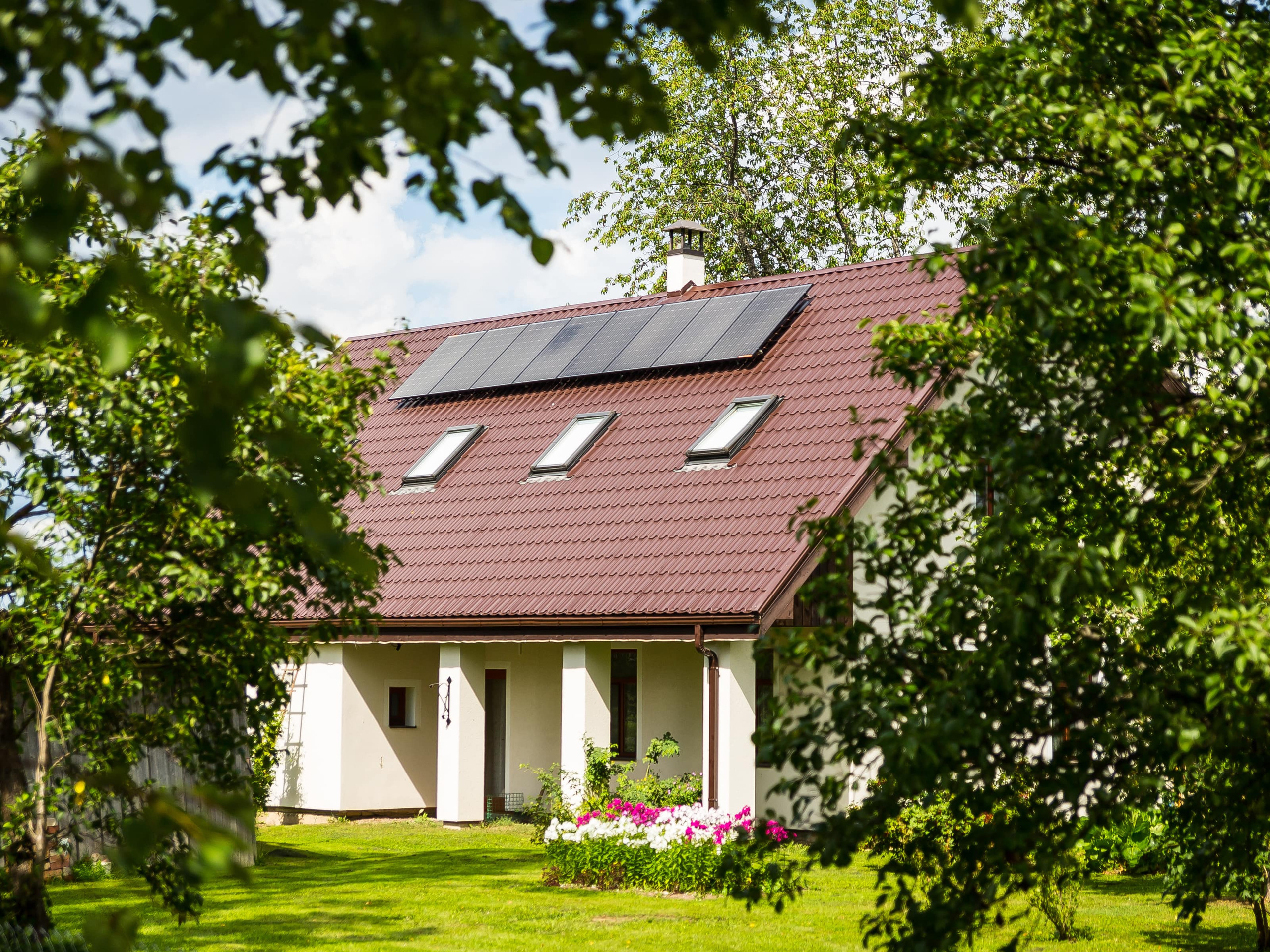 Labākie projekti. Saules paneļu pārdošana un uzstādīšana