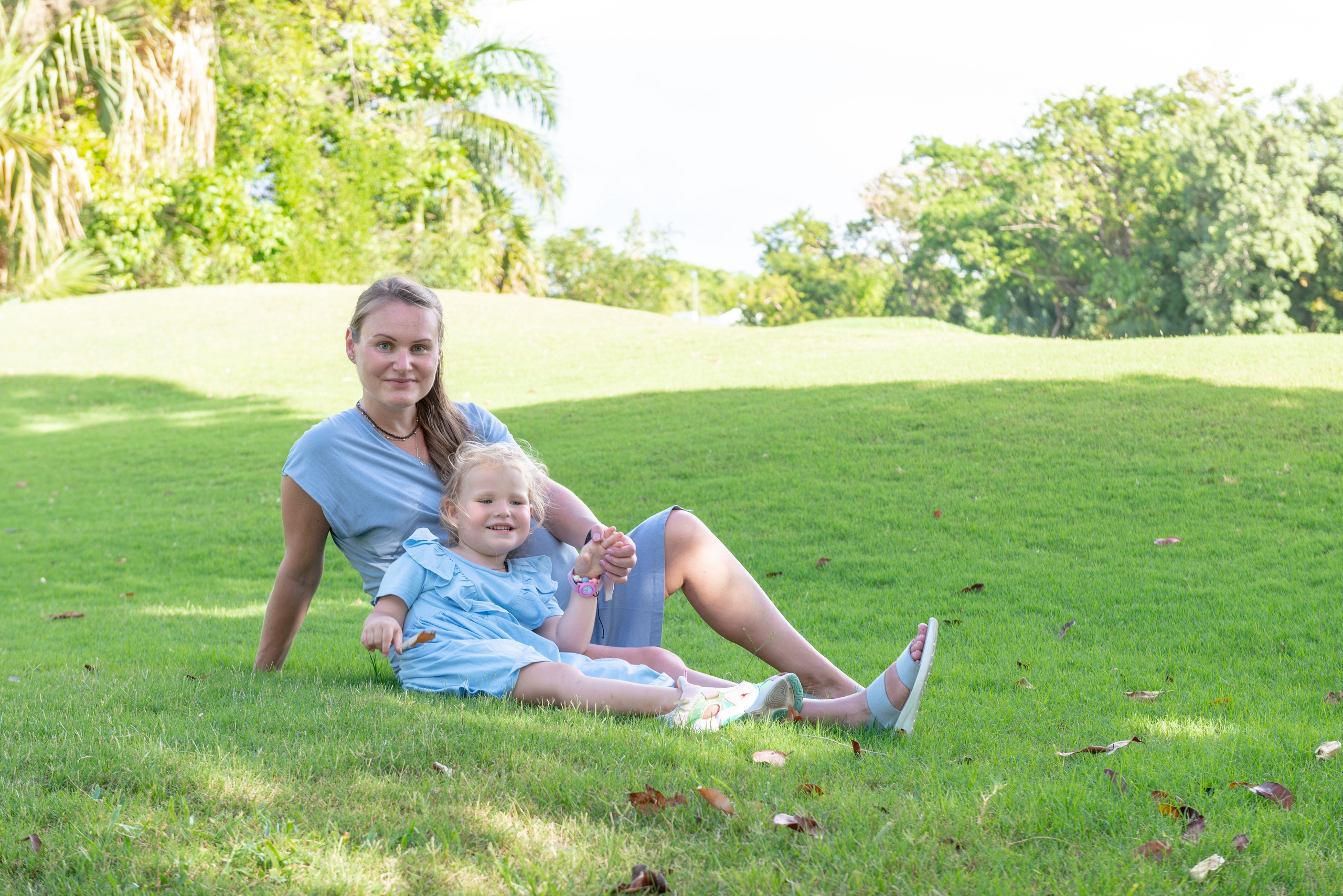 Sesión de Fotos Familiar de Embarazo: La Espera de un Nuevo Milagro. FOTÓGRAFO MÉXICO QUINTANA ROO
