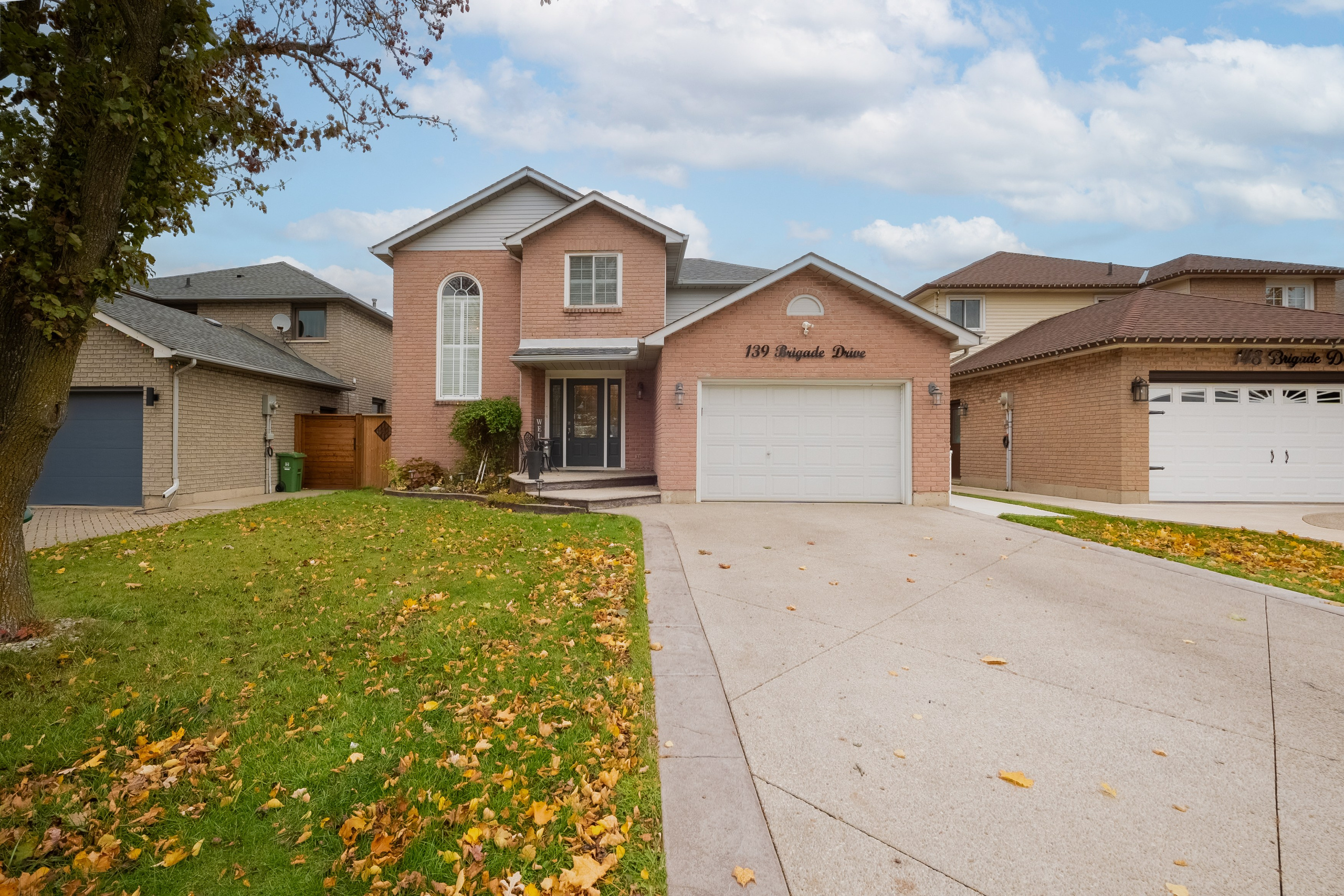 Real Estate. Photographer & Videographer Niagara | Toronto