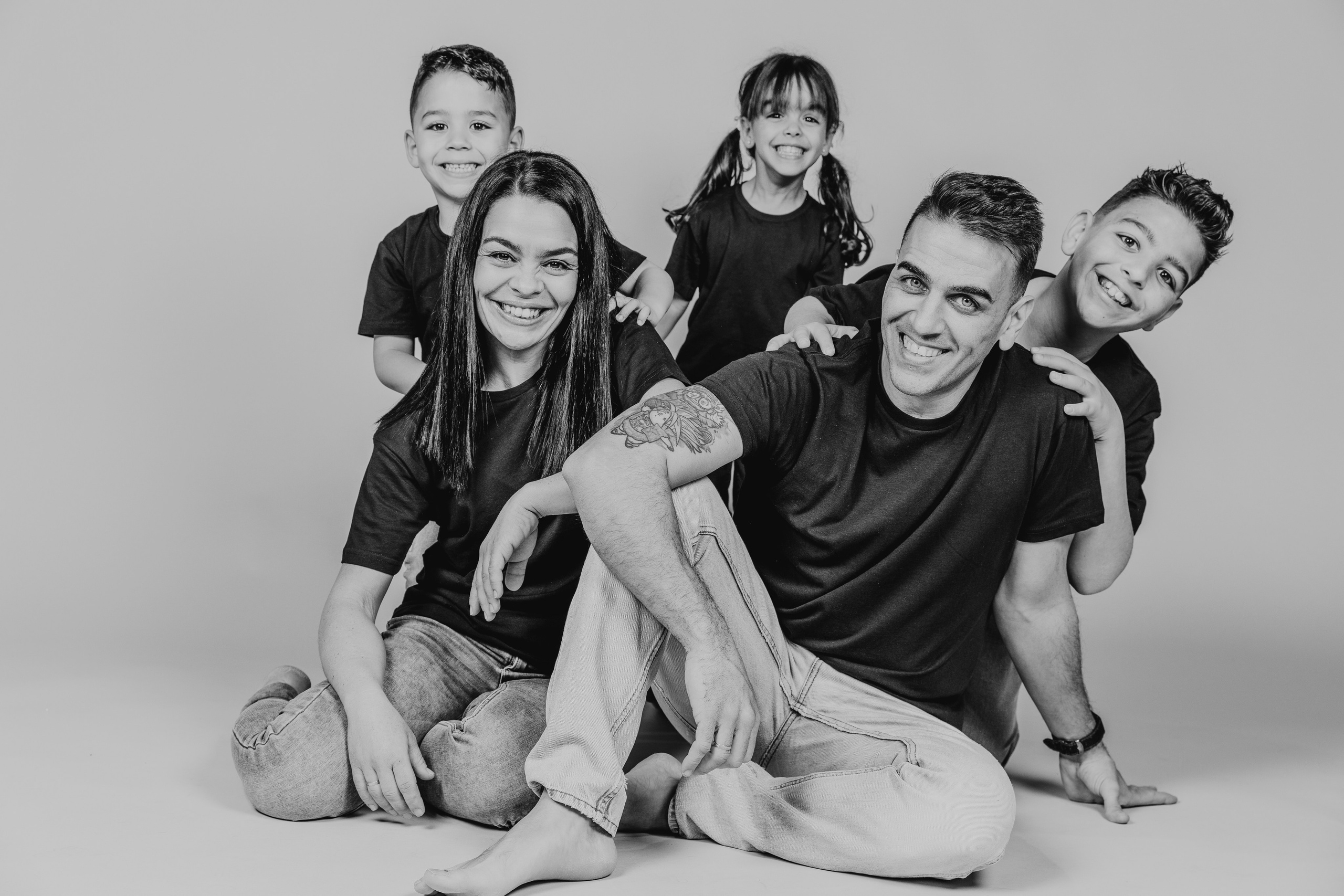 «Unscripted – Sesiones Fotográficas Únicas y Espontáneas | Rainbox». Rainbox Estudio de Fotografía