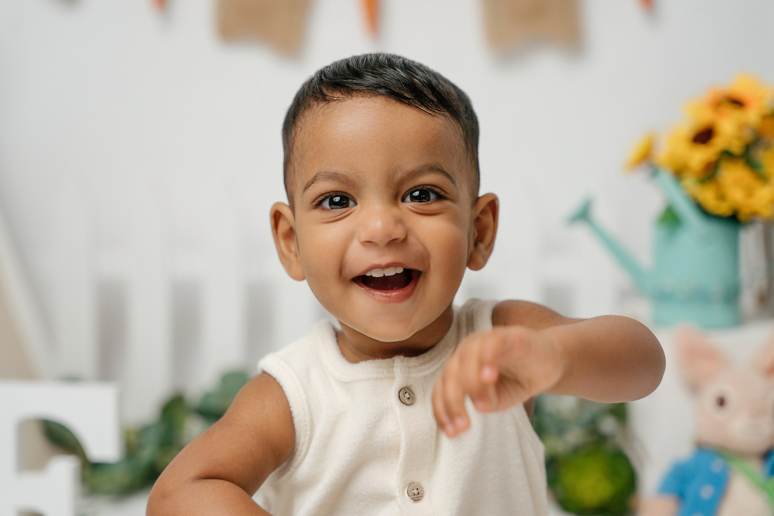 Peter rabbit cake smash session. Newborn and family photographer. Hills District. Sydney