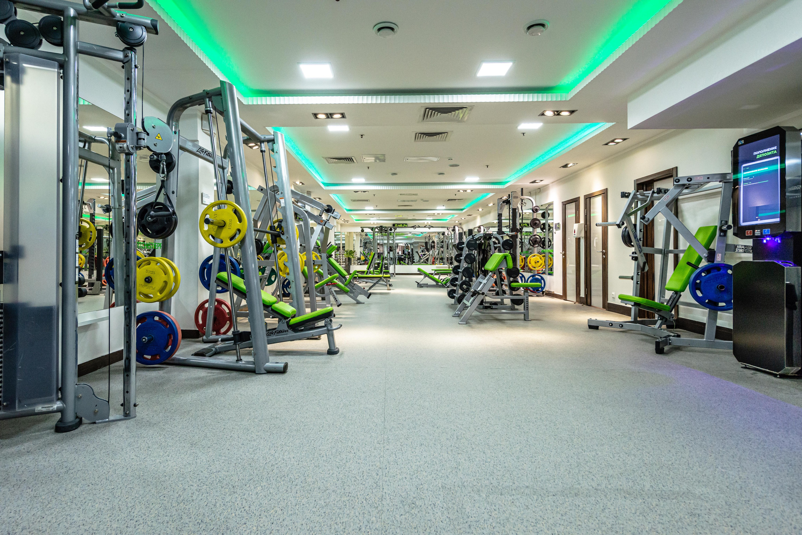 Фитнес-клуб X-Fit Чистые пруды. ФОТОГРАФ МЕКСИКА КИНТАНА-РОО