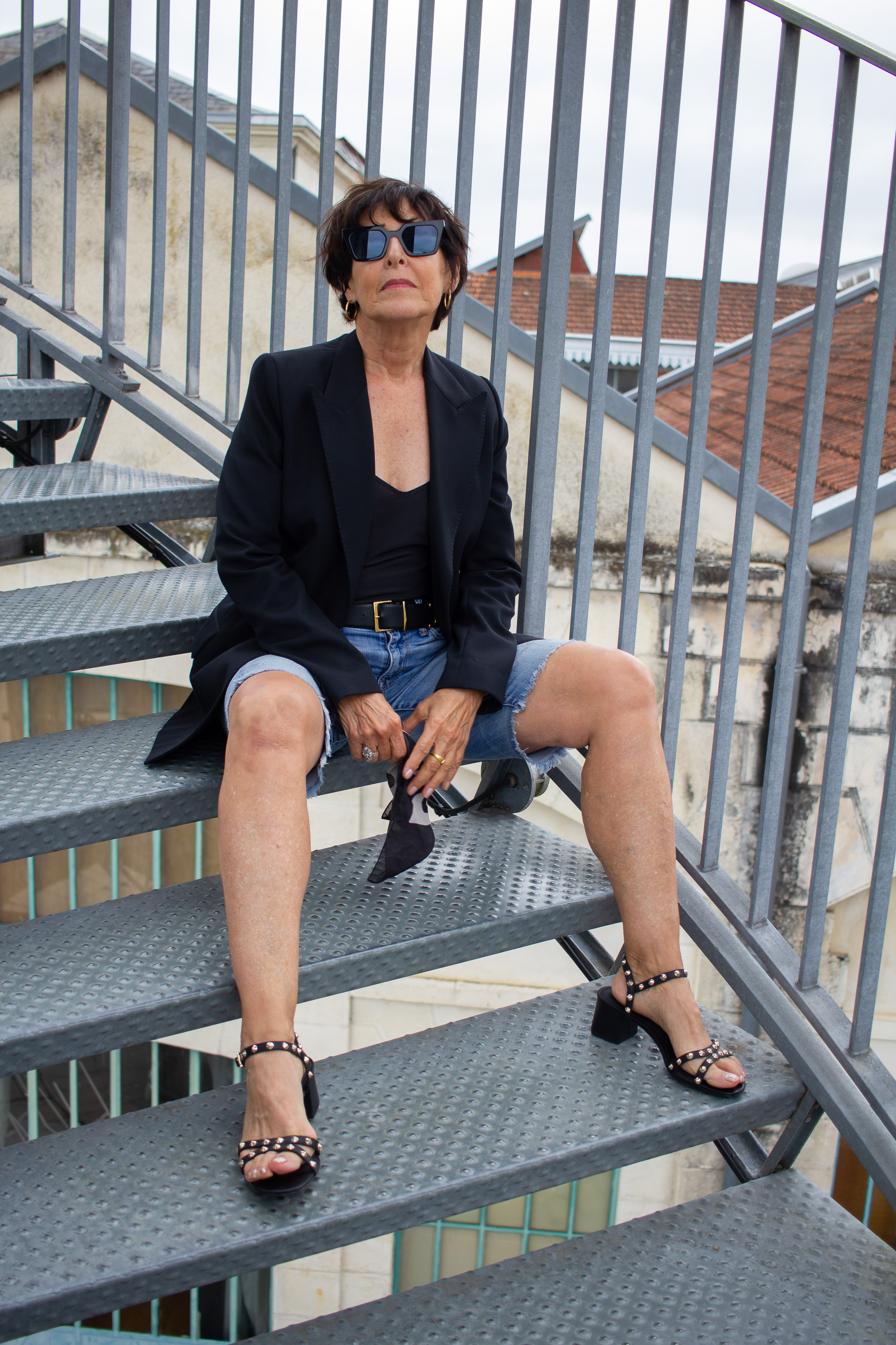 Styliste americaine Faith. Photographe professionnelle à Poitiers, Tours et Châtellerault | Studio photo entre Poitiers et Tours – portraits, familles, entreprises, ma