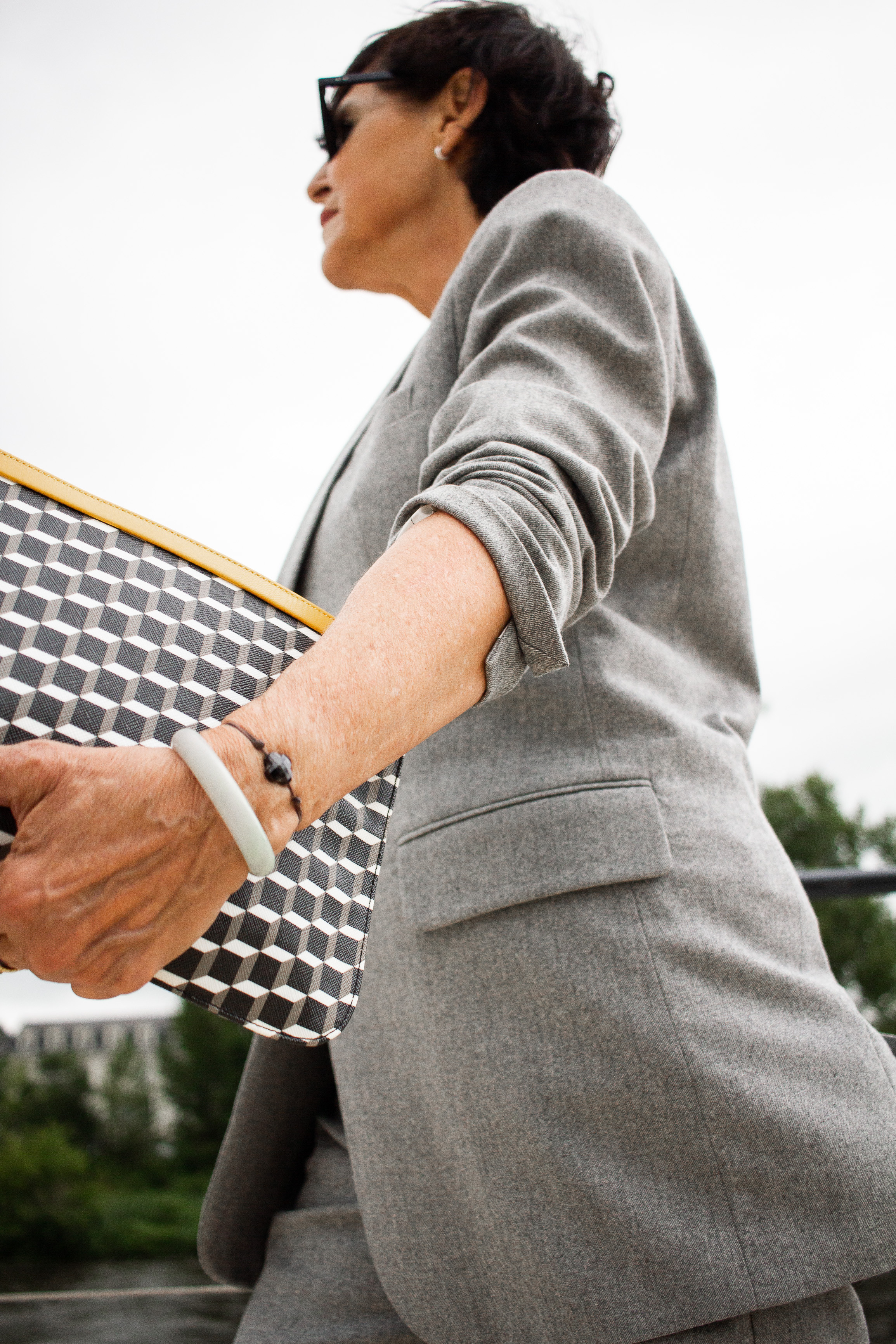 Styliste americaine Faith. Photographe professionnelle à Poitiers, Tours et Châtellerault | Studio photo entre Poitiers et Tours – portraits, familles, entreprises, ma