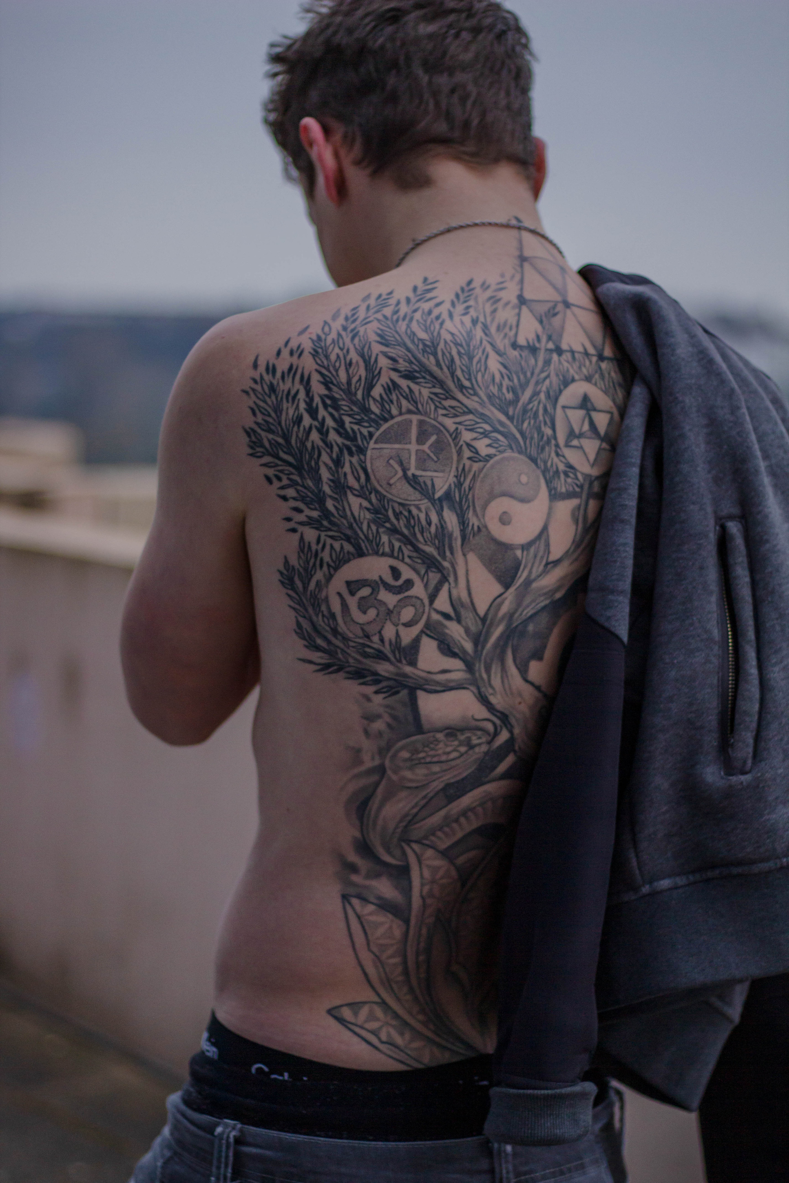 Antho | Un ouevre d’art sur la peau. Photographe professionnelle à Poitiers, Tours et Châtellerault | Studio photo entre Poitiers et Tours – portraits, familles, entreprises, ma