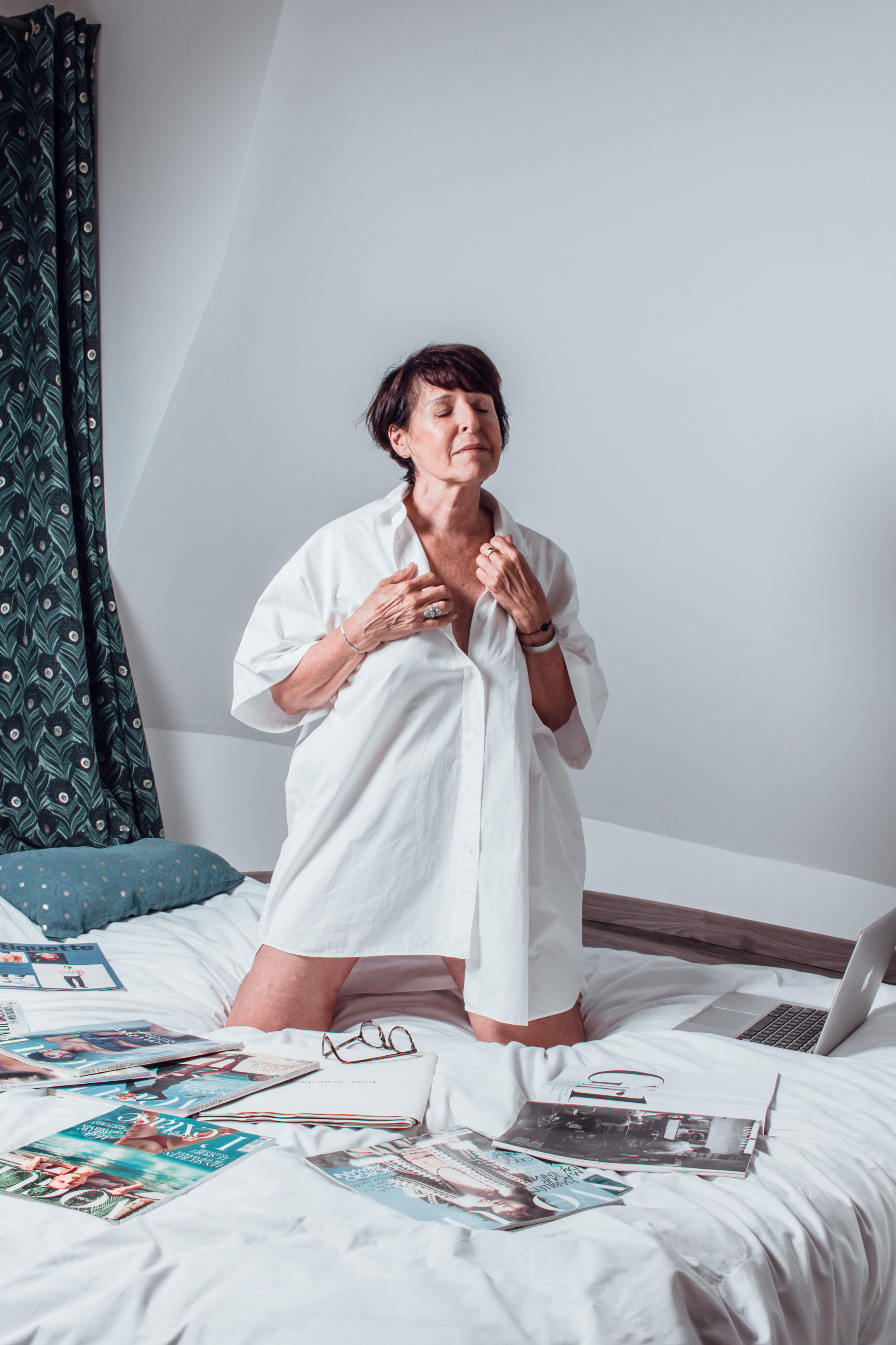 Styliste americaine Faith. Photographe professionnelle à Poitiers, Tours et Châtellerault | Studio photo entre Poitiers et Tours – portraits, familles, entreprises, ma