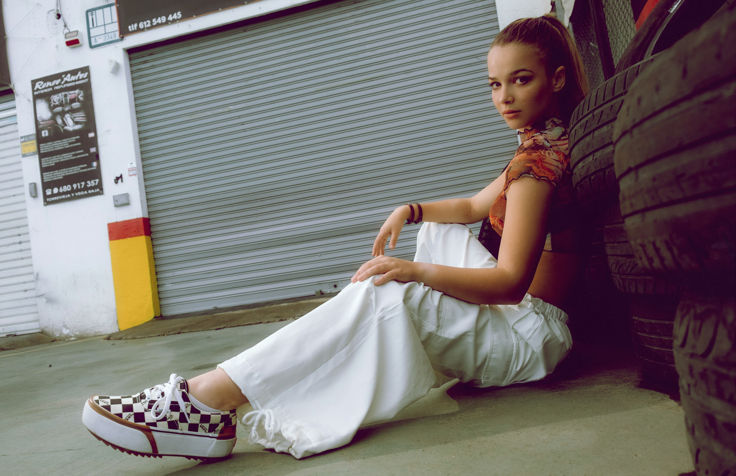 Portrait photography in the industrial zone of Torrevieja — Photographer Andrey Lukovnikov