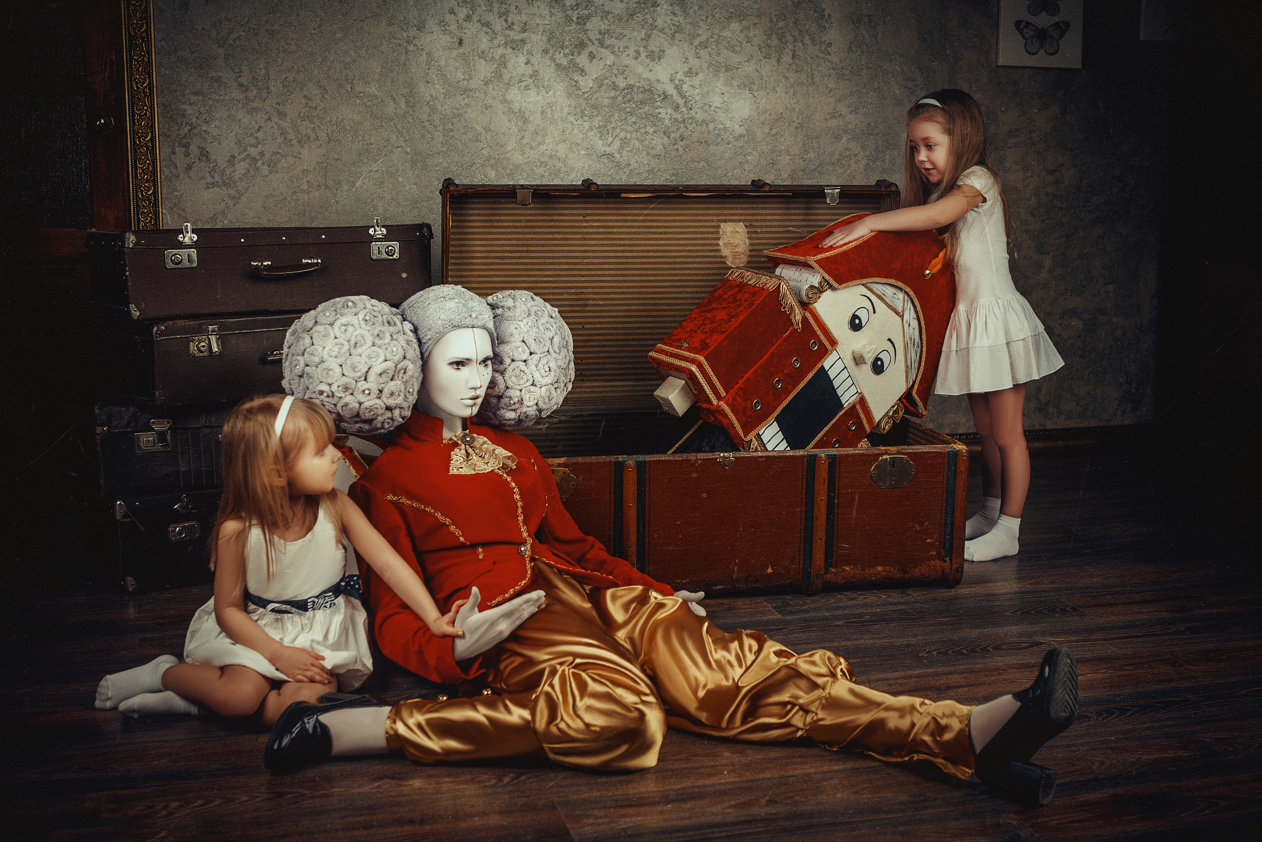 Treasures. Fine Art & Portrait Photographer in Warsaw | Katerina Klio