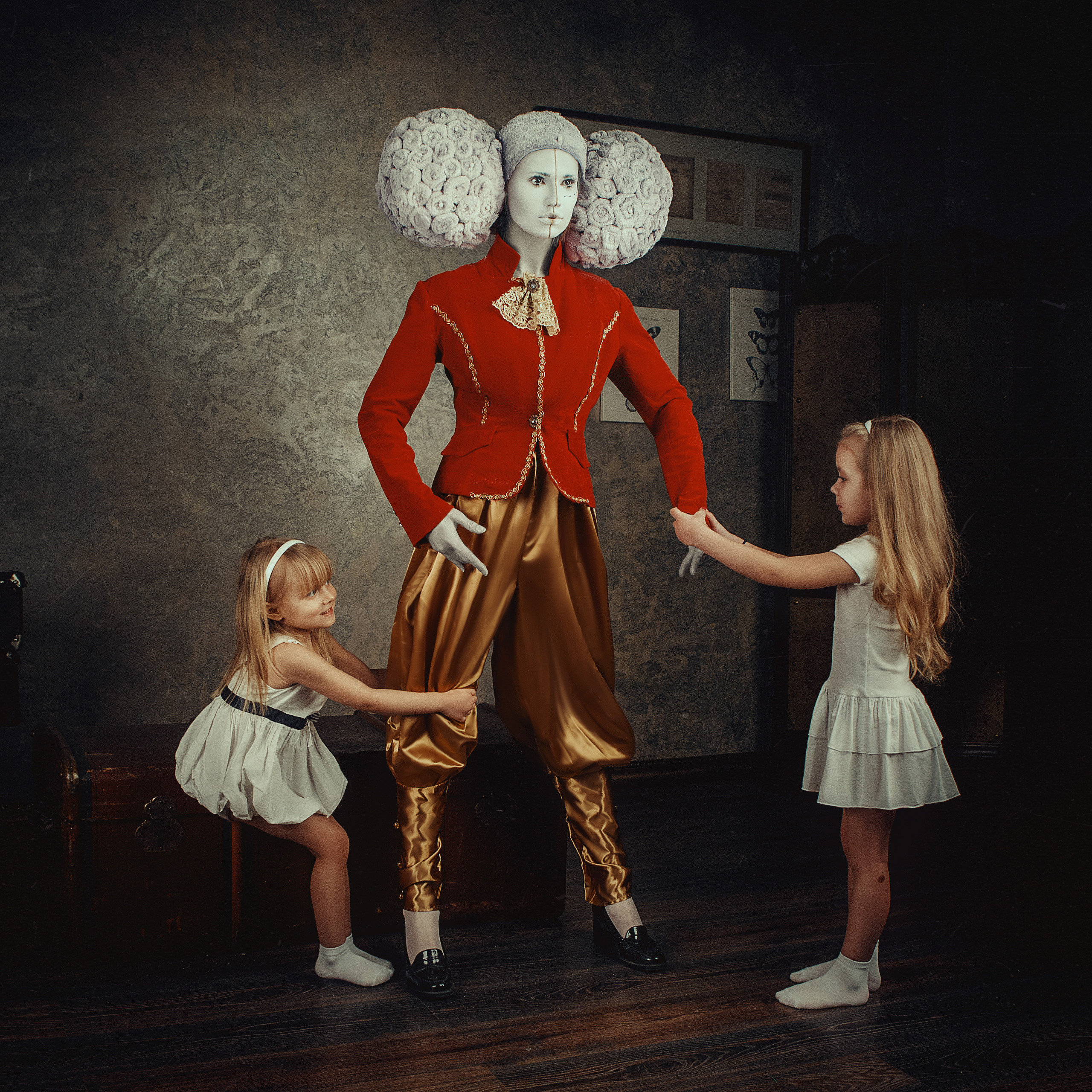 Treasures. Fine Art & Portrait Photographer in Warsaw | Katerina Klio