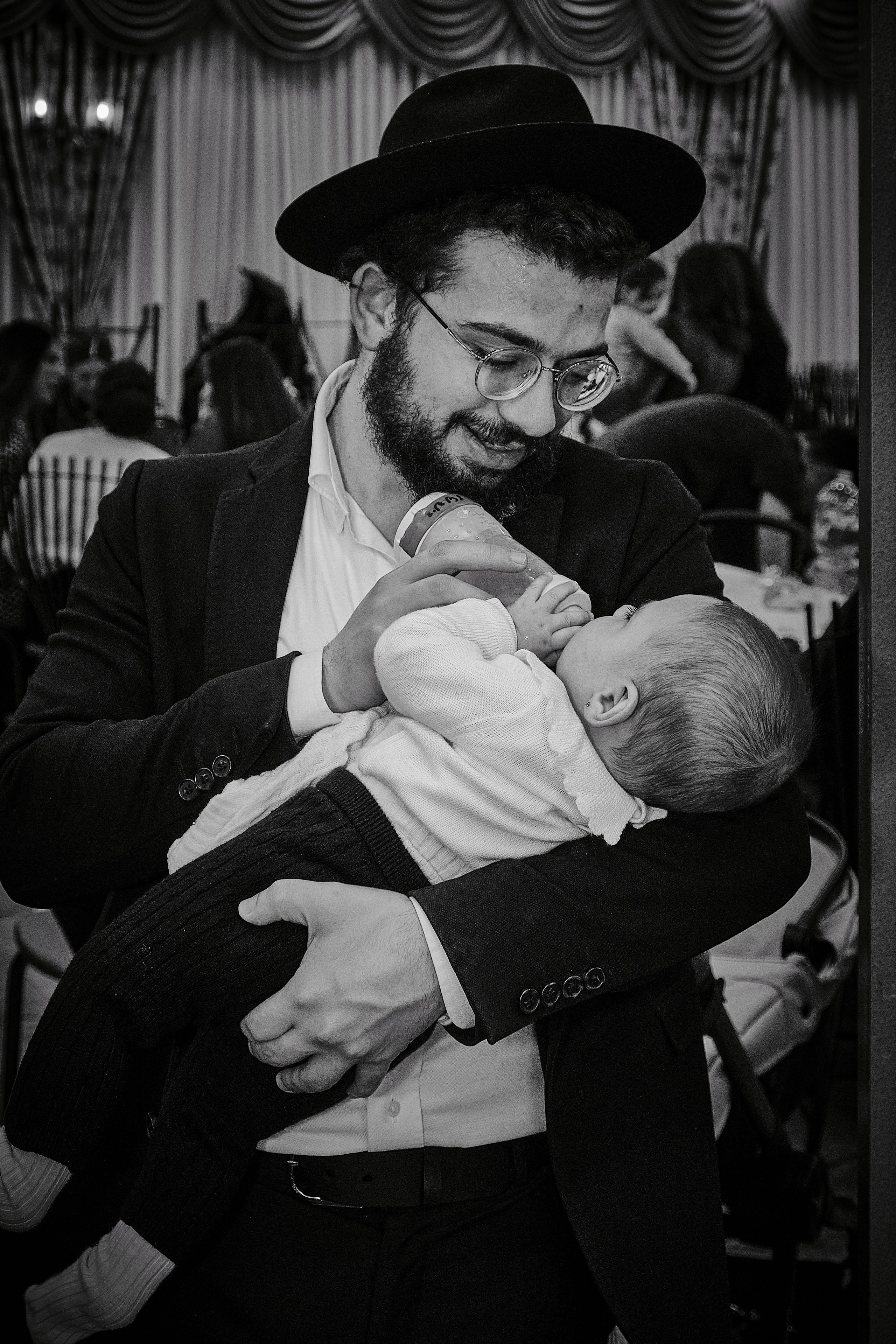 Middle East Photo Agency — Photography & Event Magnets — סוכנות צילום והדפסת מגנטים לאירועים