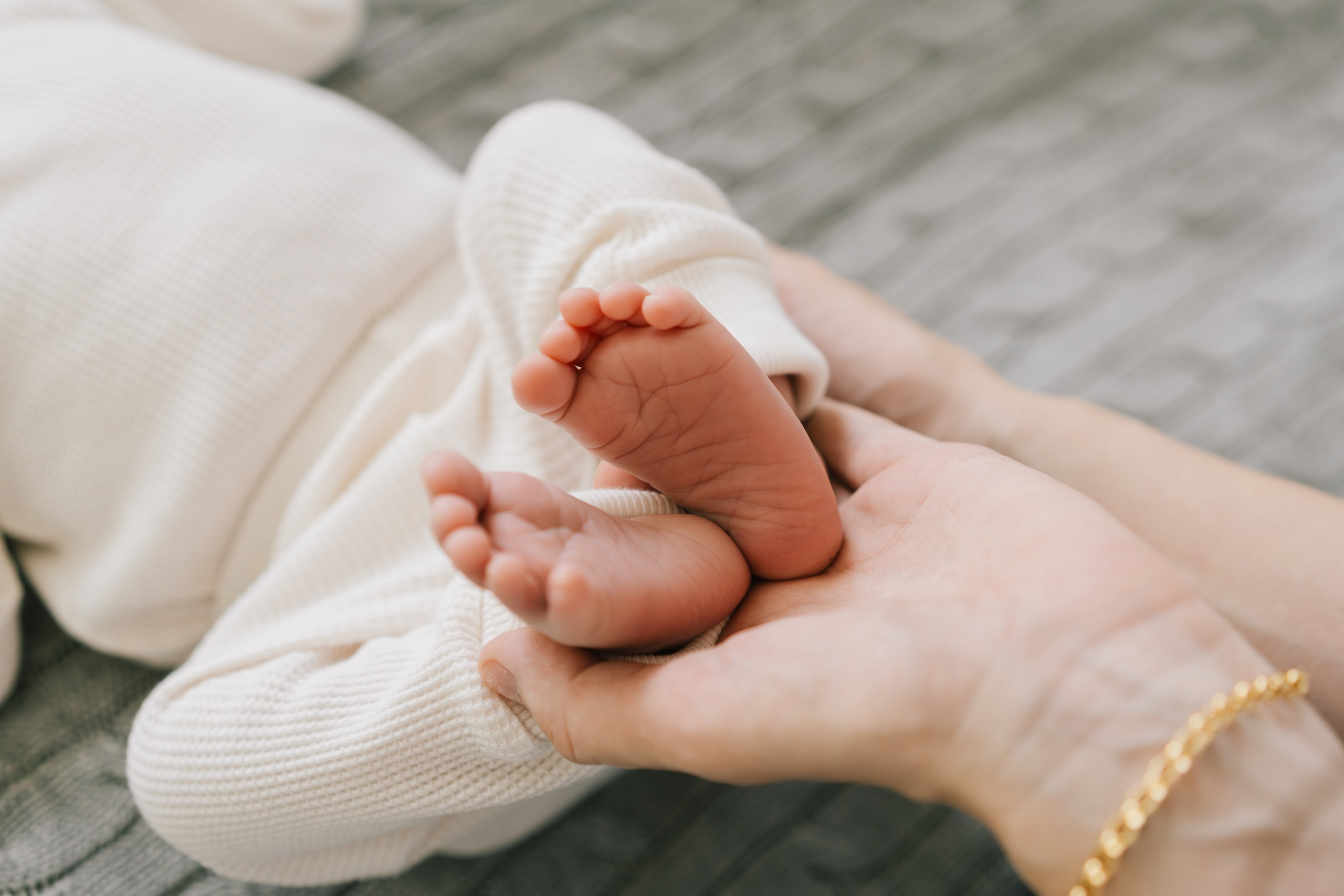 SESJE CIĄŻOWE I NOWORODKOWE. Fotograf ślubny & lifestyle Gdańsk, Karolina Baczewska