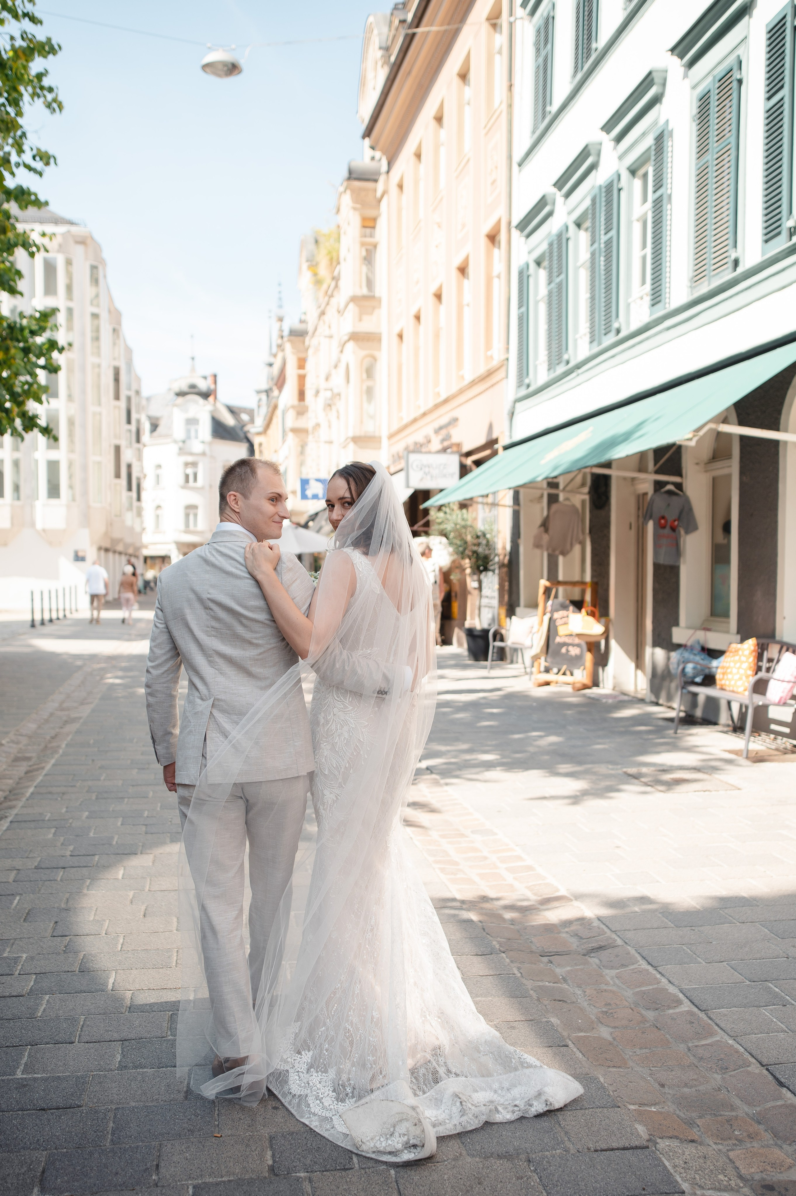 Hochzeitsfotografie in Wiesbaden | Rathaus, Neroberg & Weinberge