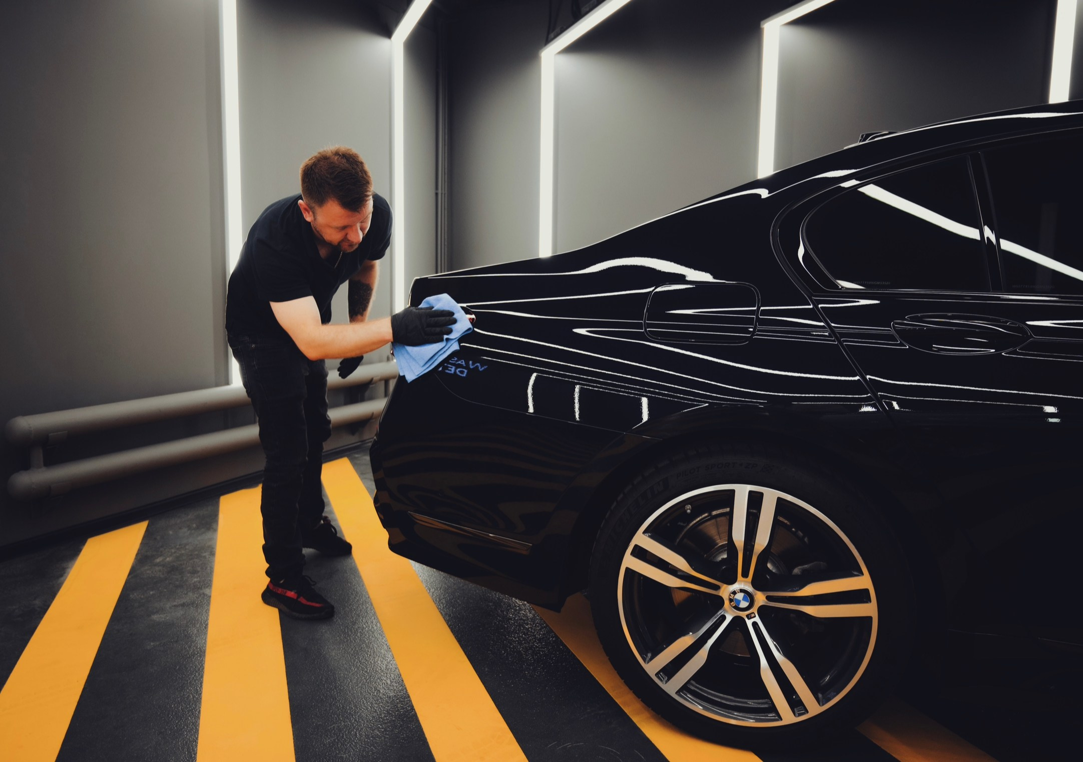 МЫ УДАЛЯЕМ ВМЯТИНЫ И ЦАРАПИНЫ КИШИНЕВ