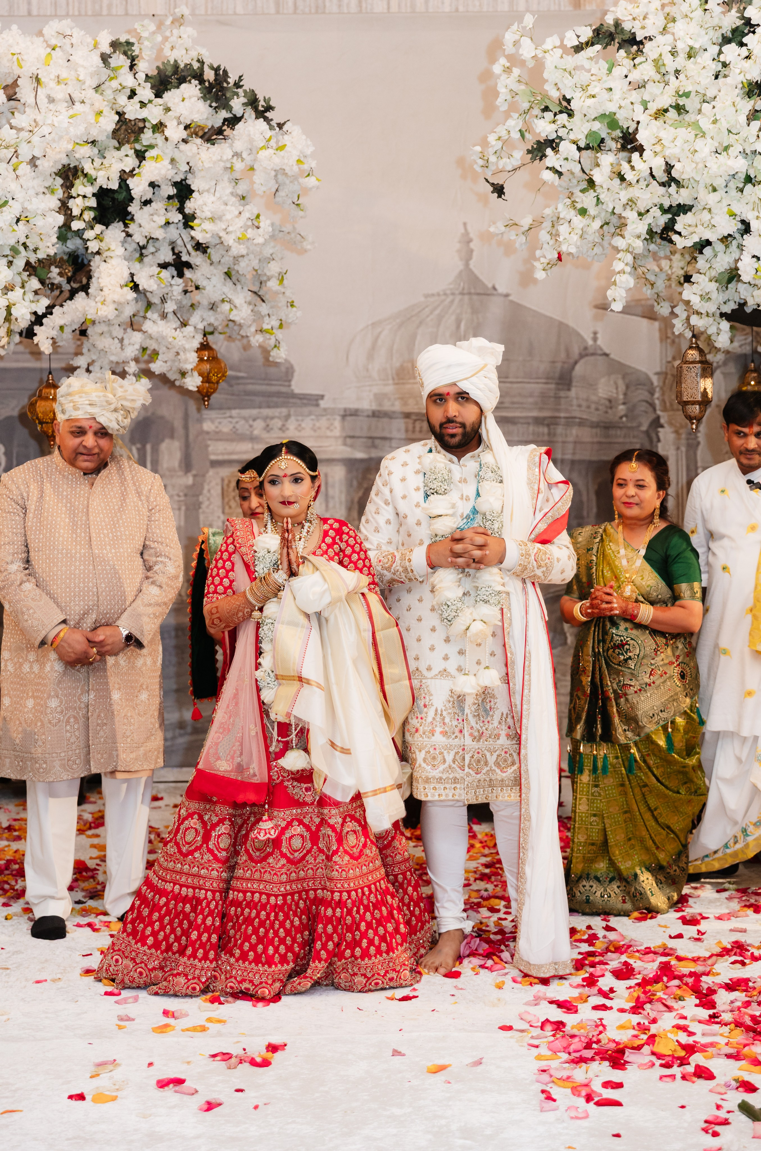 A Sacred Hindu Celebration of Love, Ritual, and Tradition. YES I DO PRODUCTION — Wedding photography&videography