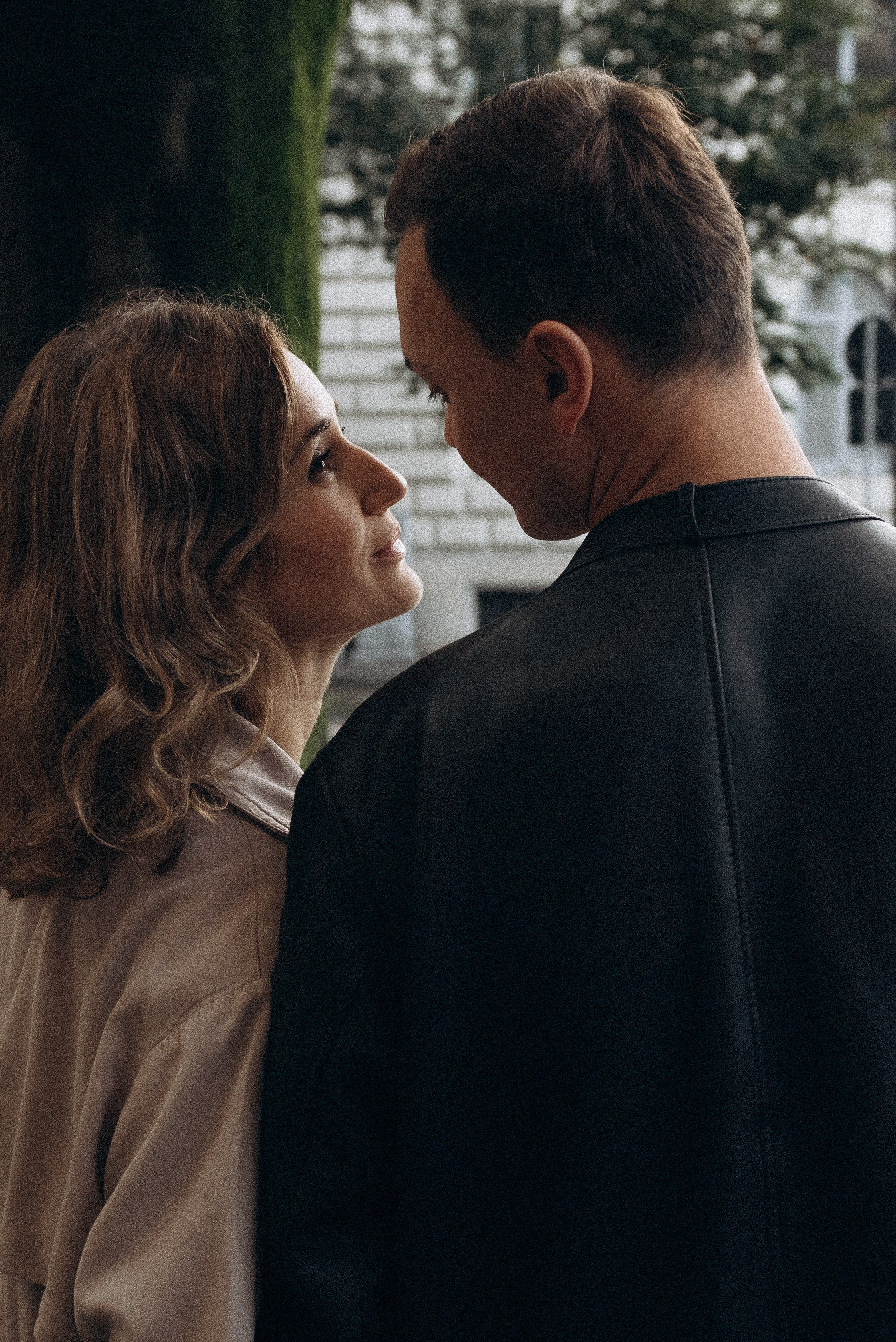 Professional love story photography capturing natural moments of a couple in Milan.