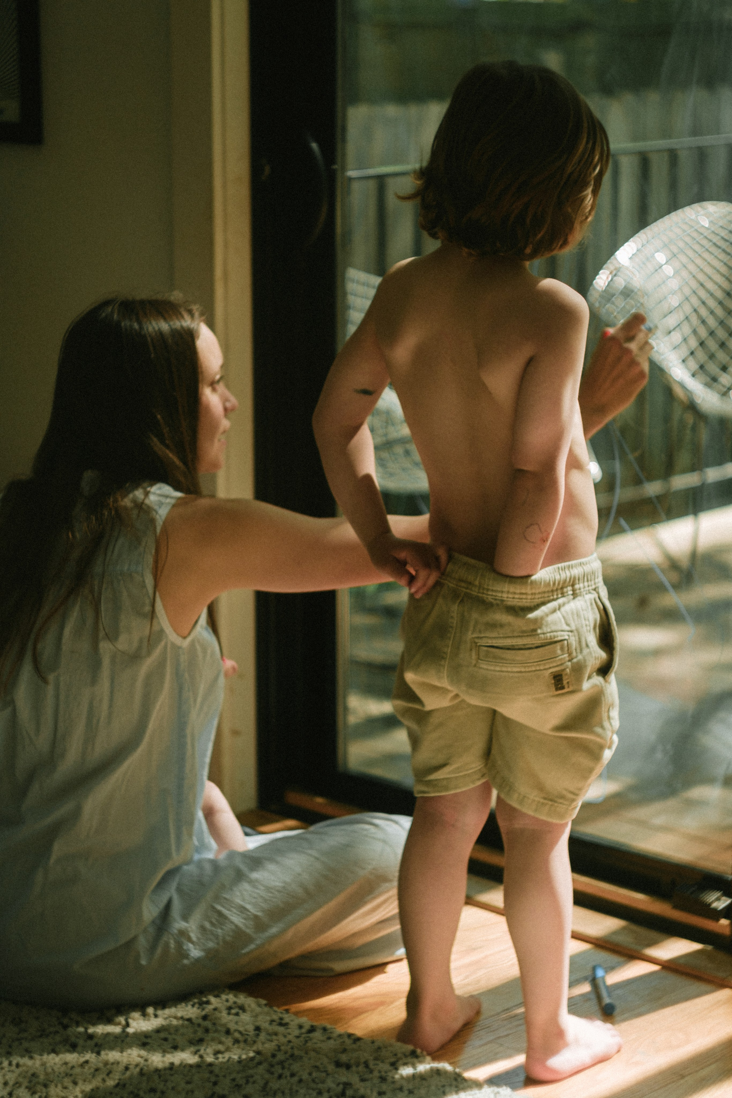 The Fleeting Beauty of Motherhood: Why Being in the Photo Matters. Family Photographer Anna Dobrovolskaia | Richmond, VA