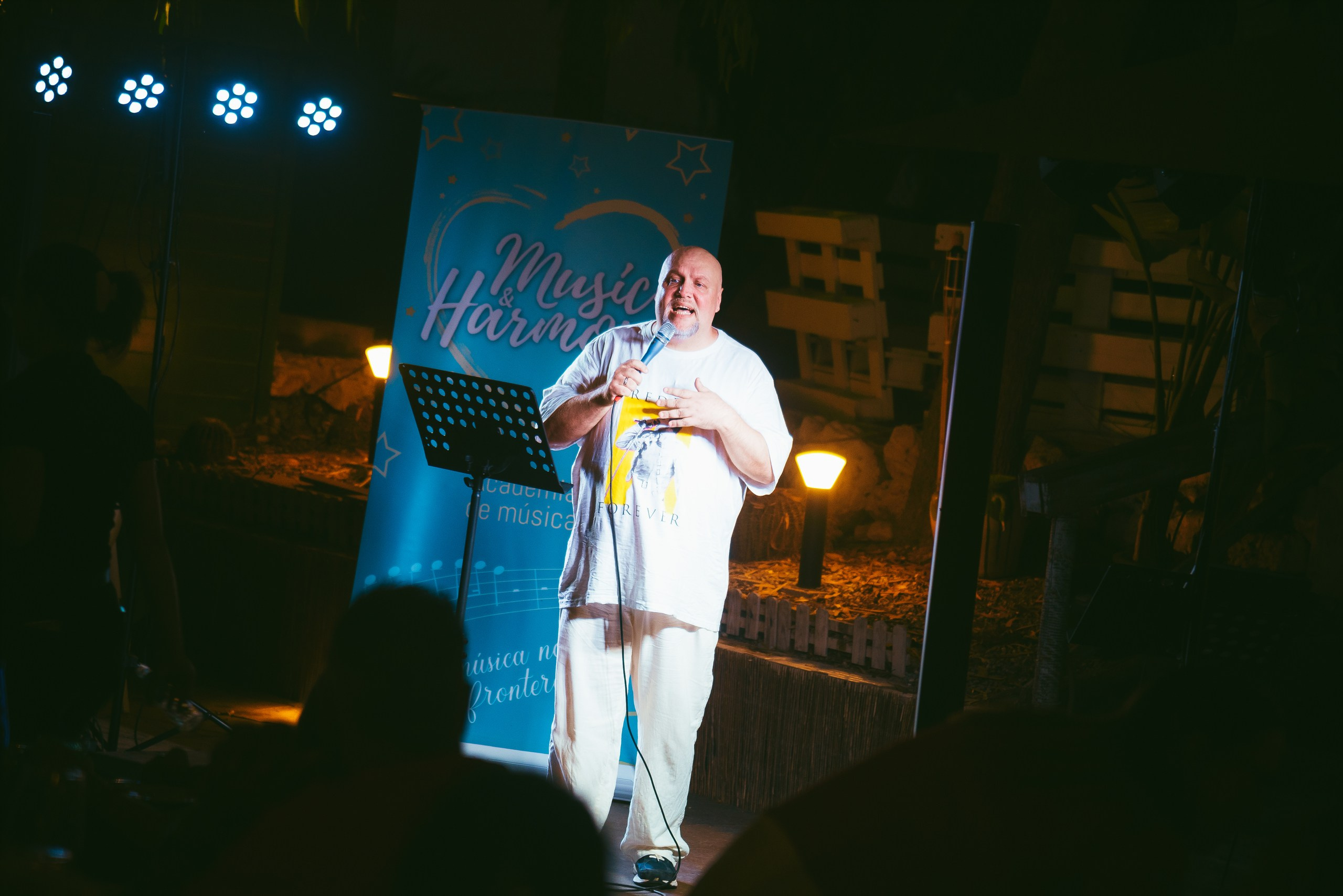 Photo report from a creative evening at the El Bosque Animado restaurant, Torrevieja