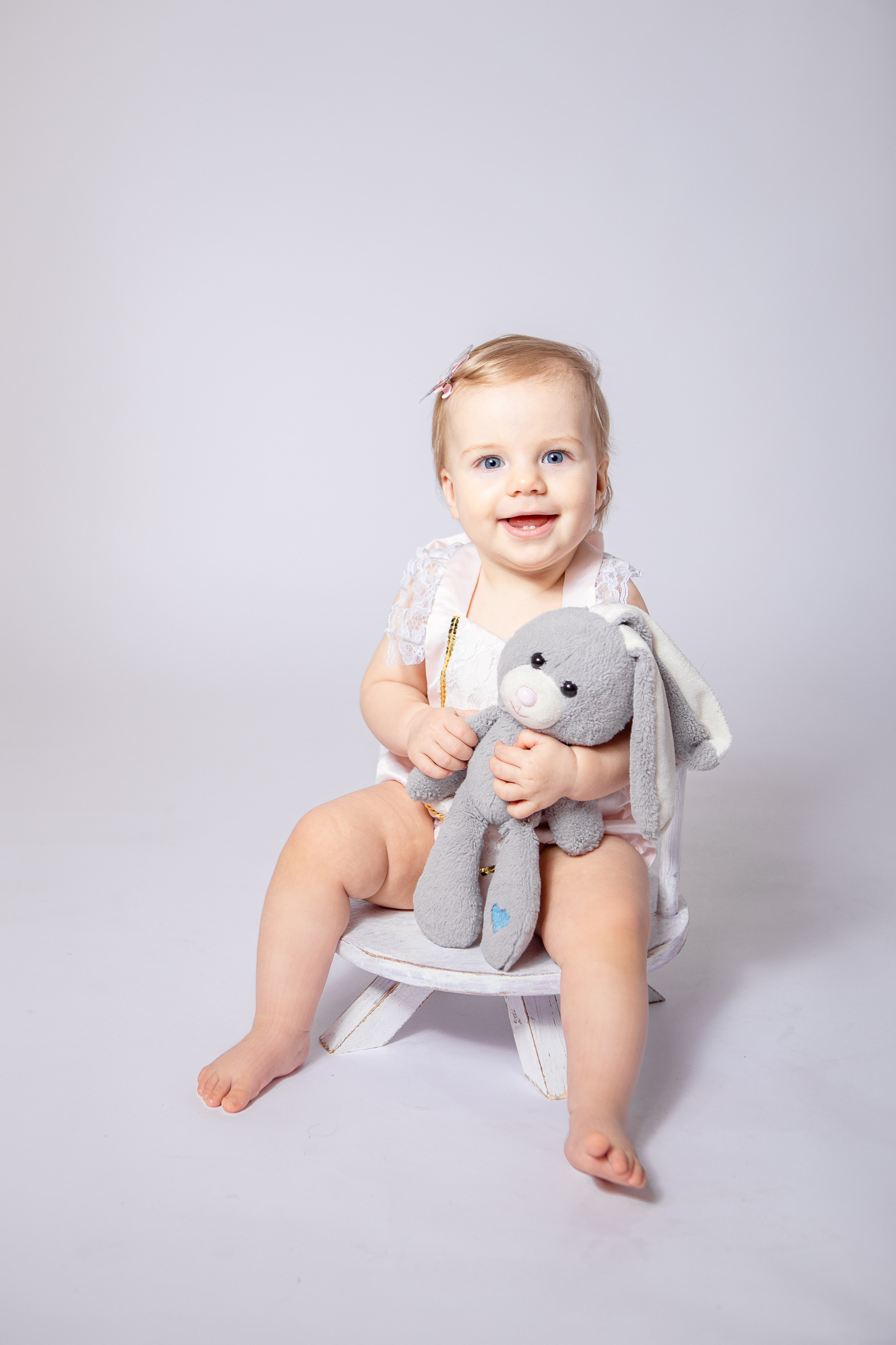 Viena gadiņa fotosesijas. Populārākā kāzu, bērnu un ģimeņu fotogrāfe Latgalē Veronika Lokotko