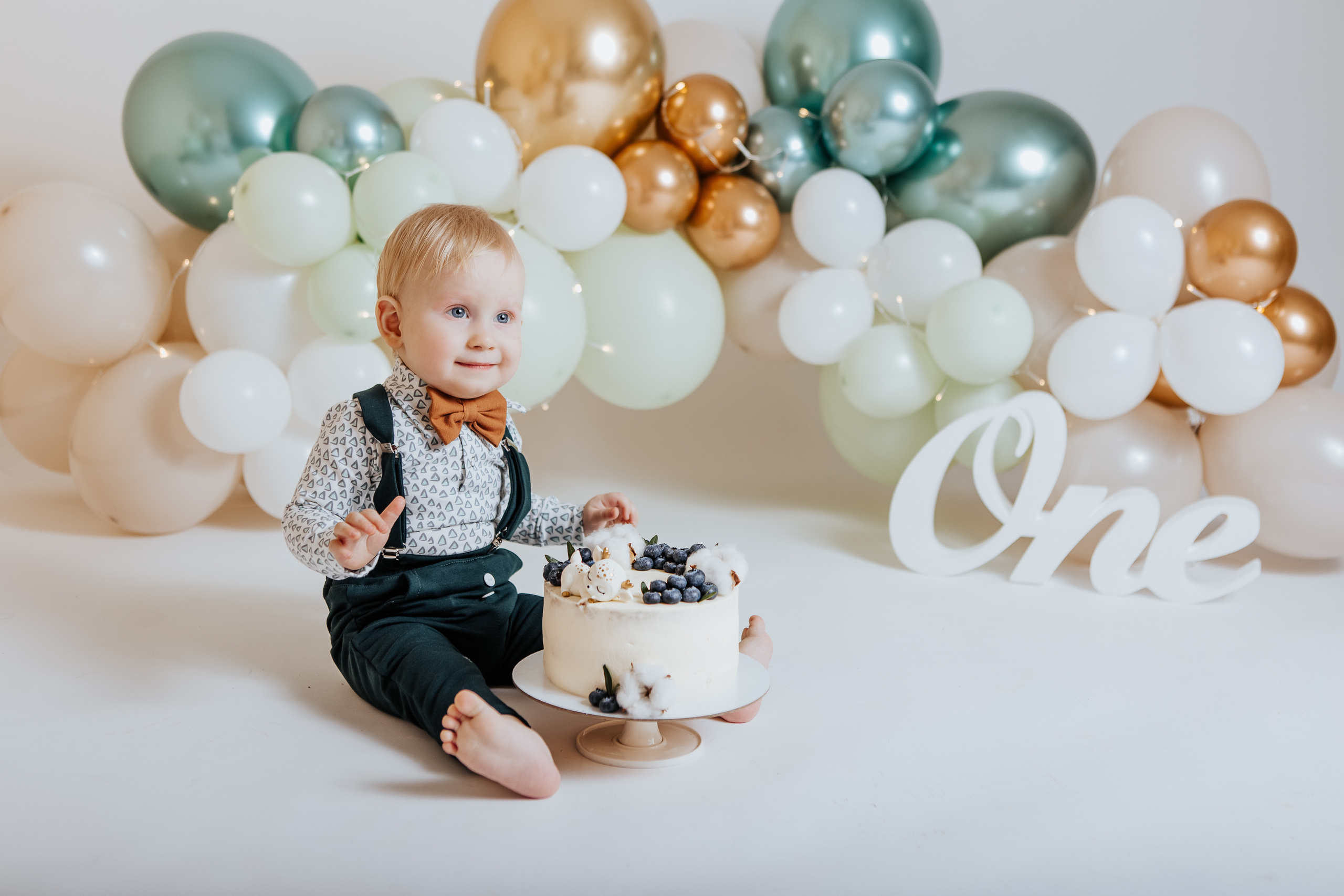 Viena gadiņa fotosesijas. Populārākā kāzu, bērnu un ģimeņu fotogrāfe Latgalē Veronika Lokotko