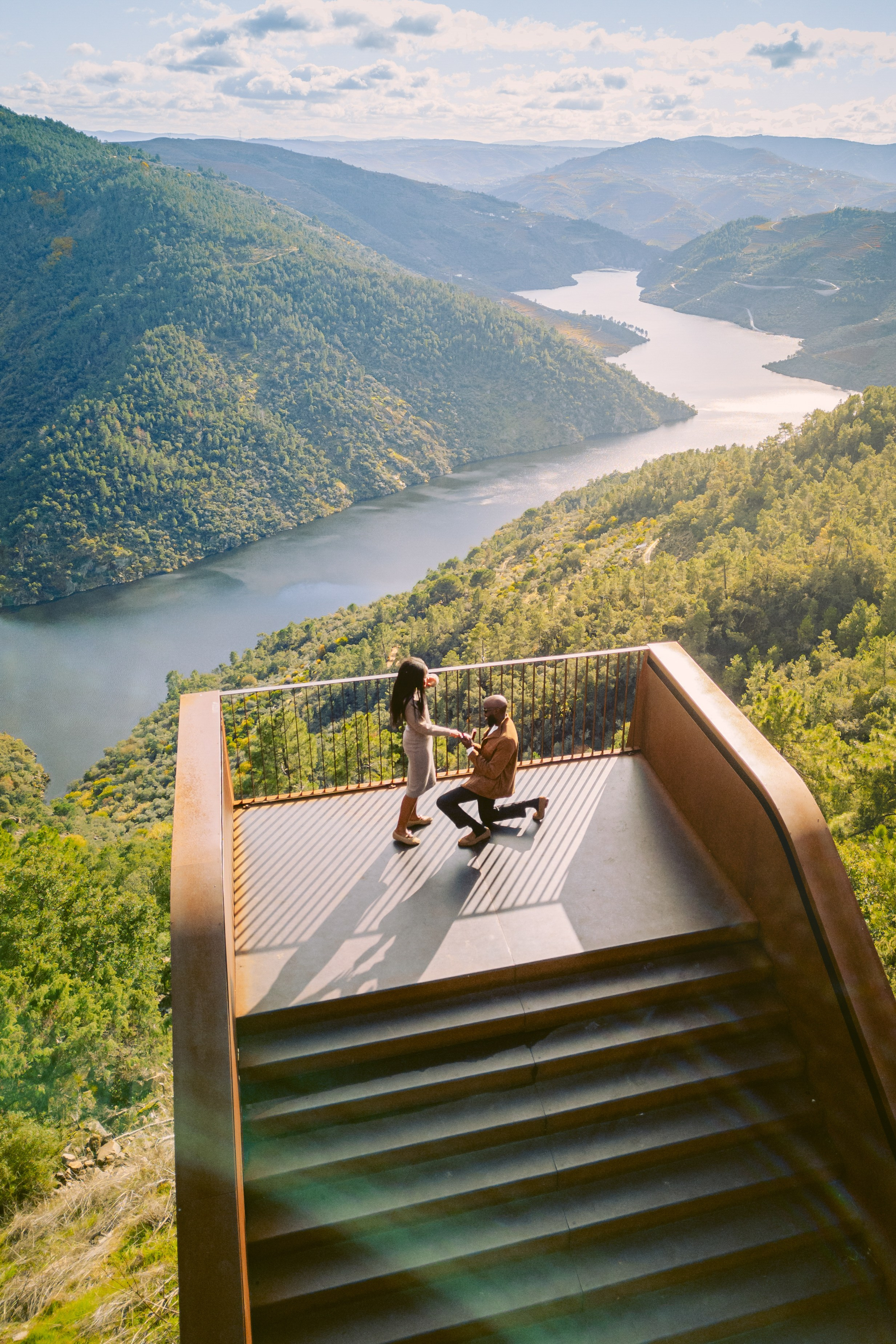 Proposal at Miradouro do Ujo | Douro Valley Proposal Spot