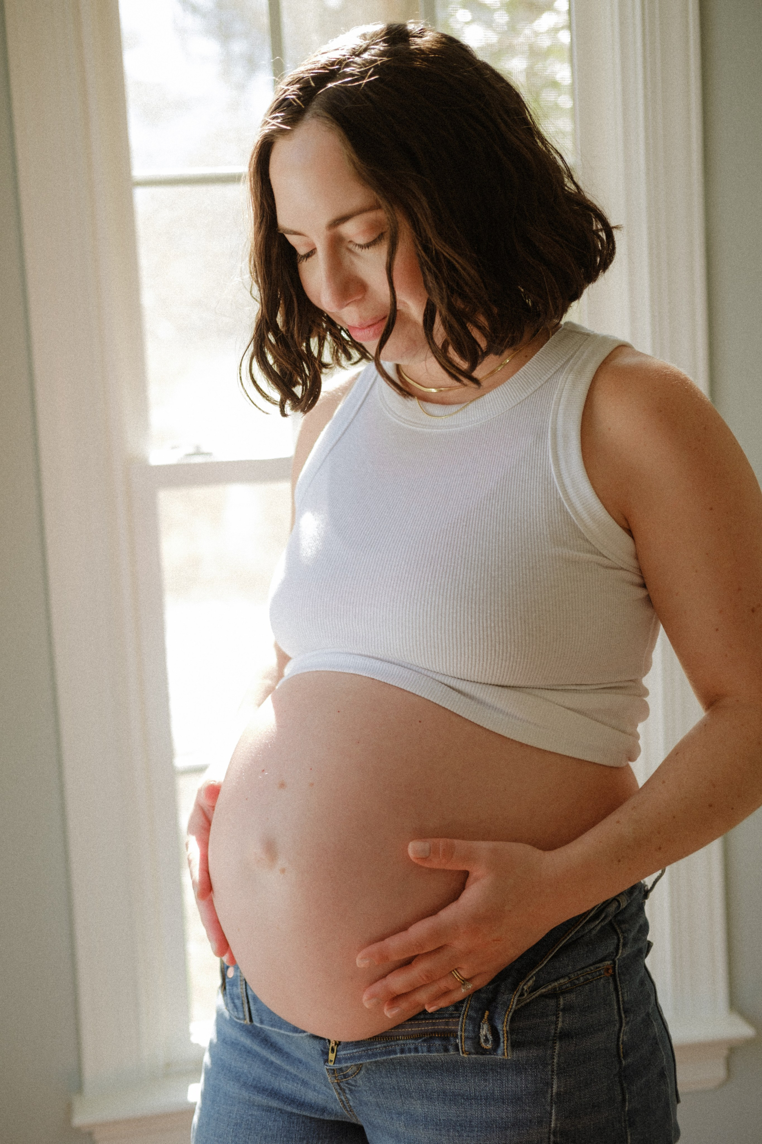 Richmond, VA Maternity Photographer | Editorial & Documentary Portraits. Family Photographer Richmond VA | Anna Dobrovolskaia