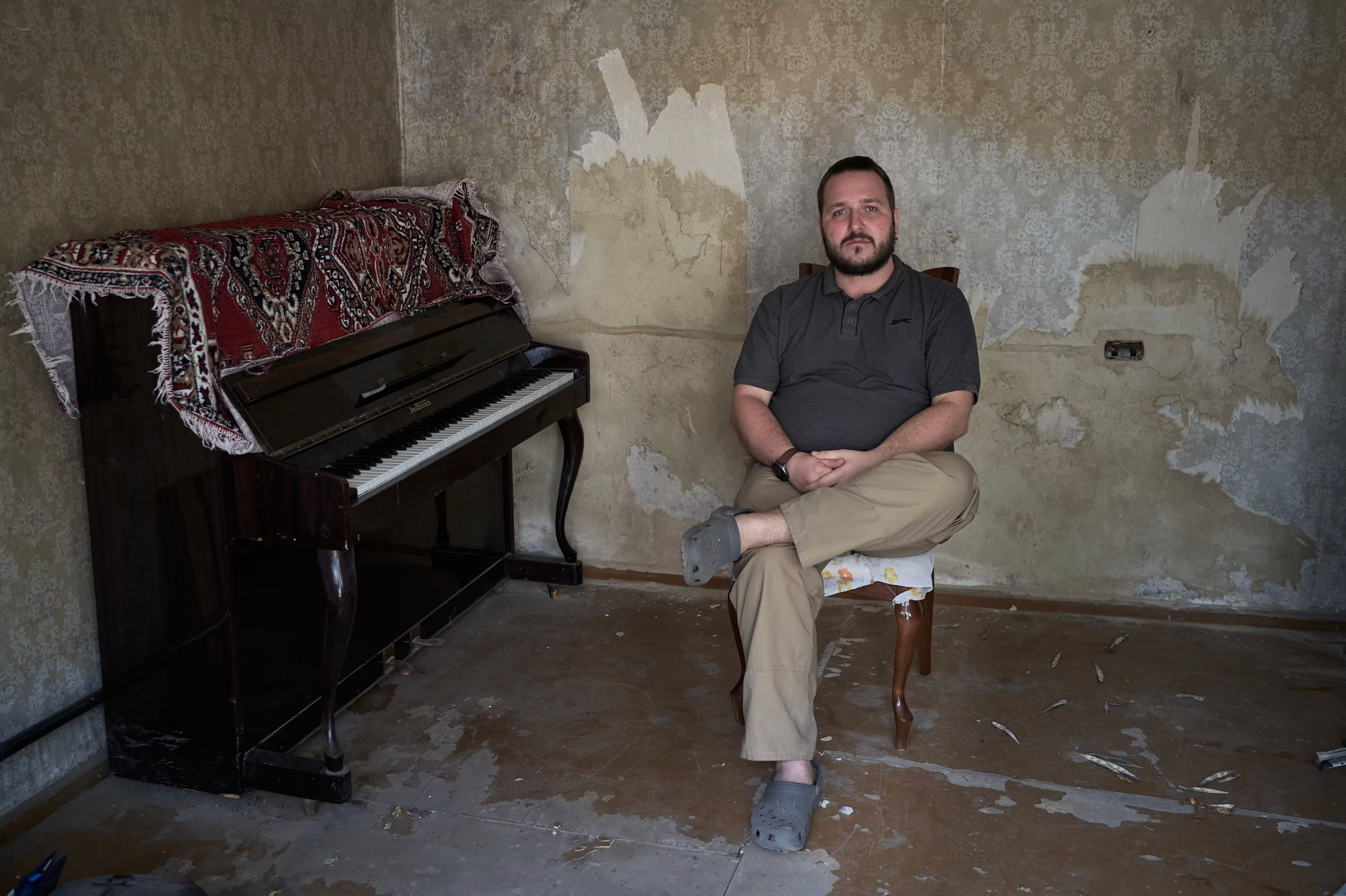 Relocation. Armenia. GLISH ART — Timofey Glinin & Anastasia Shubina