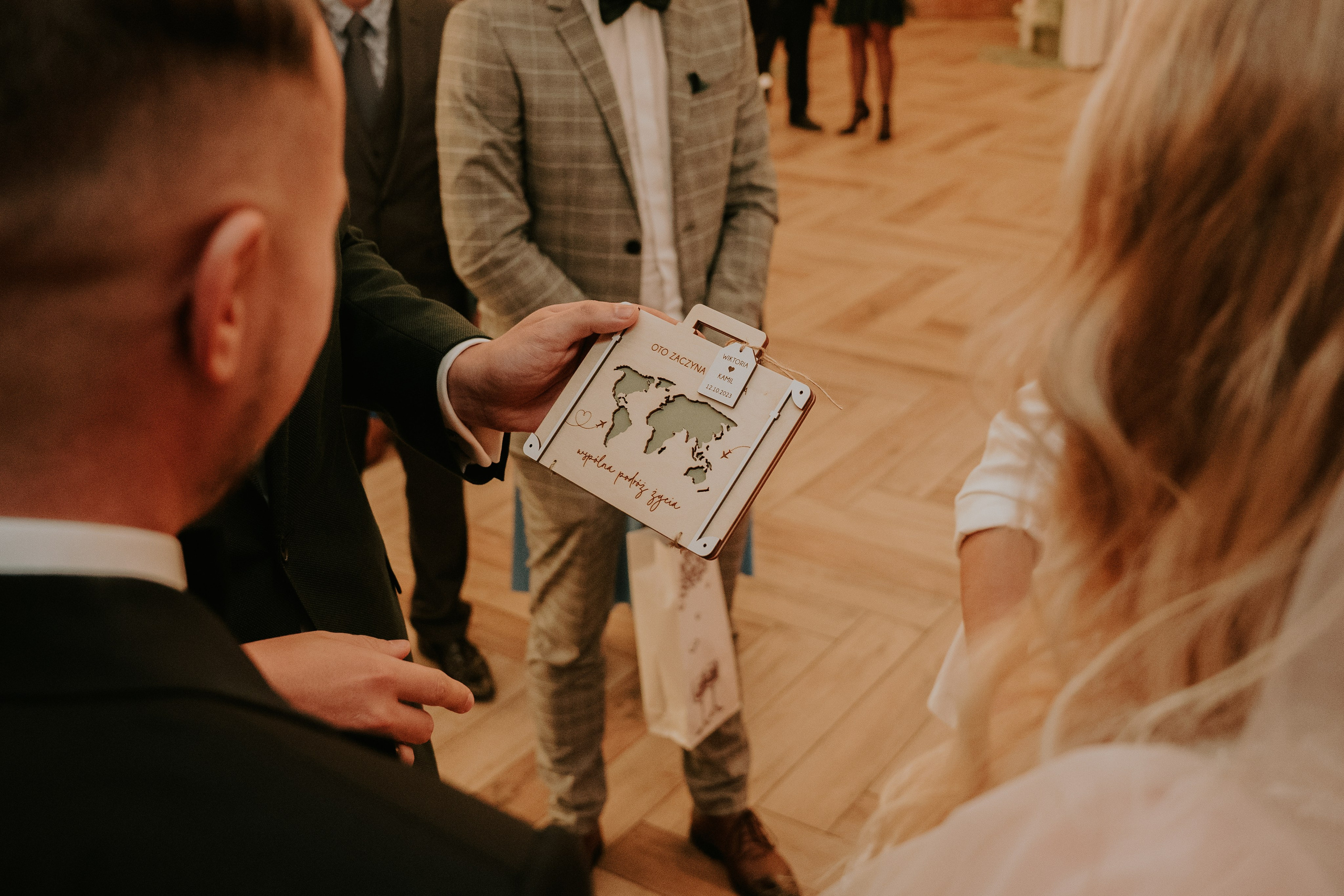 Trzy Drzewa: wspaniała uroczystość Wiktorii i Kamila. Karkowskafoto - fotografia miłości