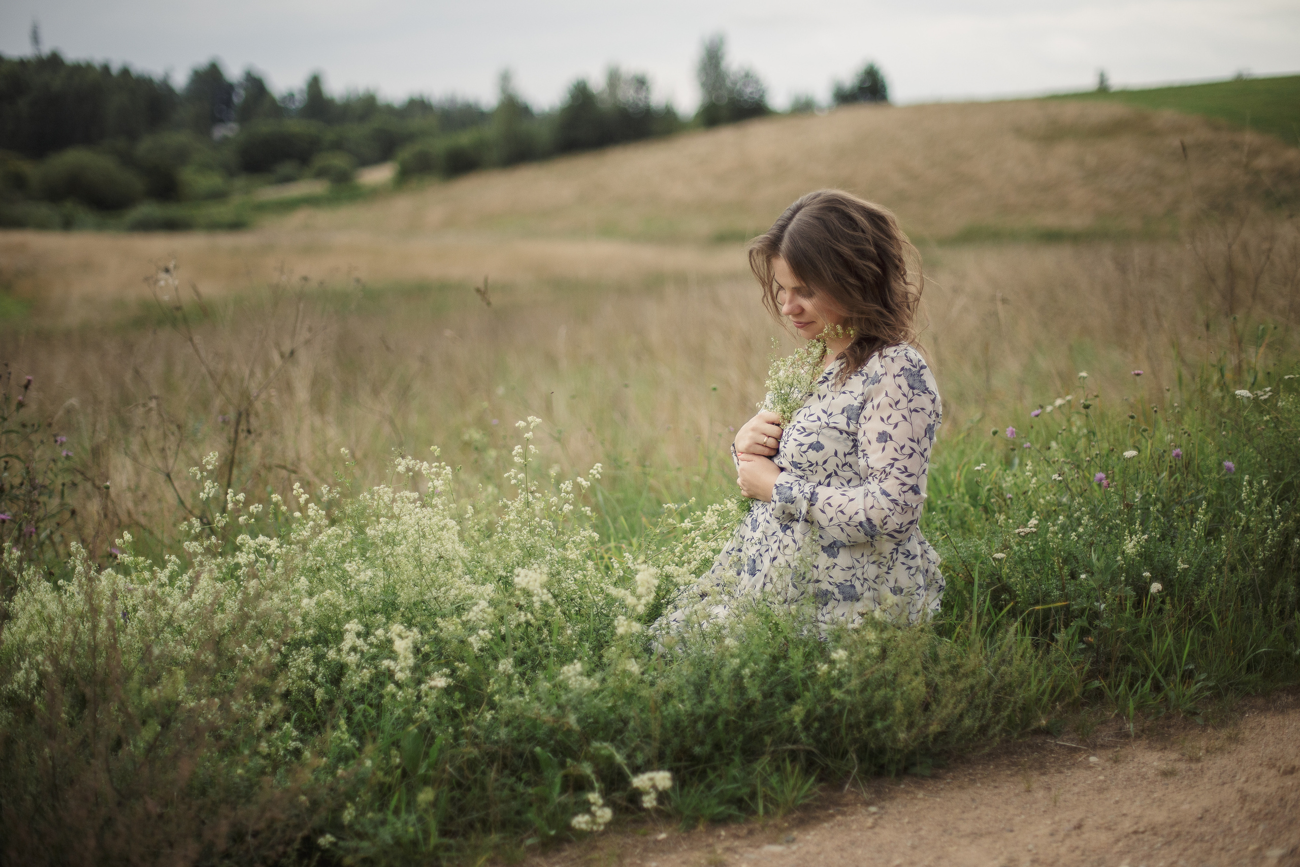 Hipnodzemdību kuss online latviešu valodā. Populārākā kāzu, bērnu un ģimeņu fotogrāfe Latgalē Veronika Lokotko