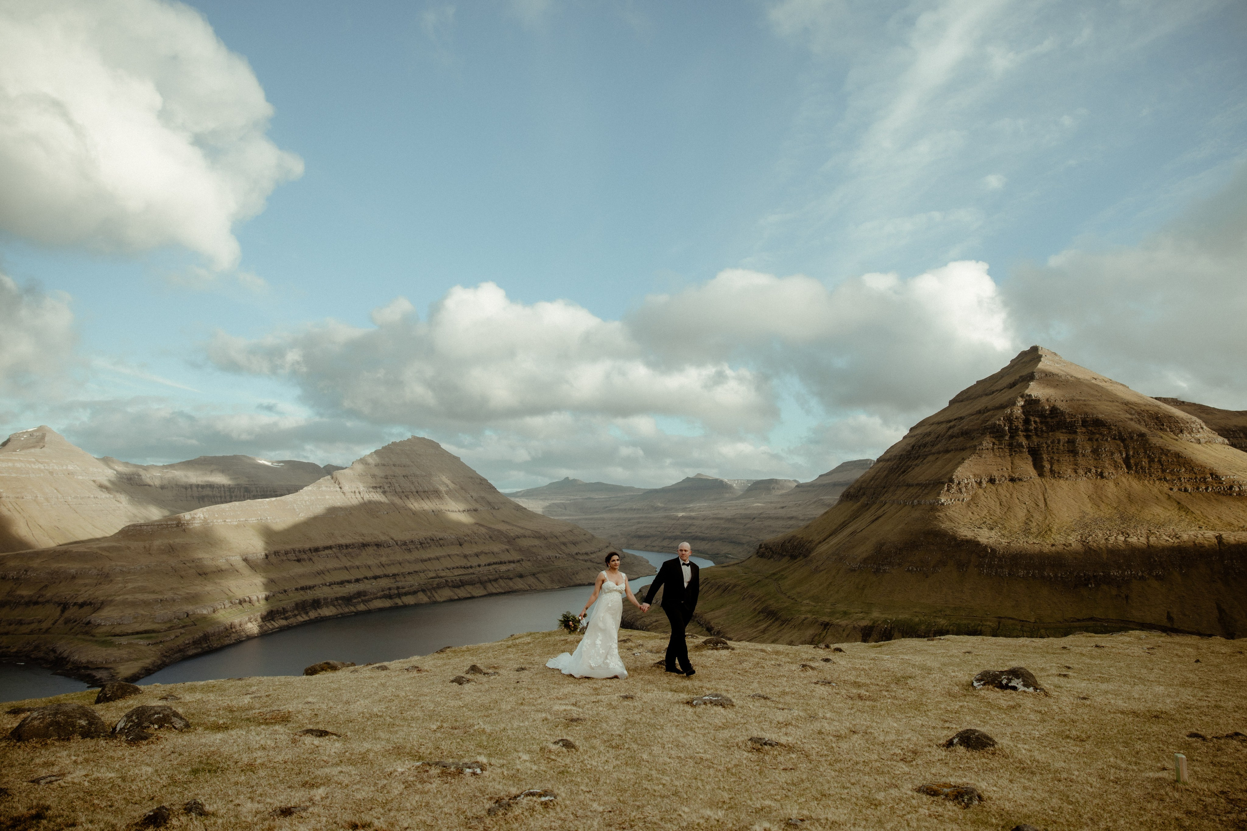 Faroe Islands elopement | Adventure wedding in Faroe Islands. Iceland elopement photographer & videographer