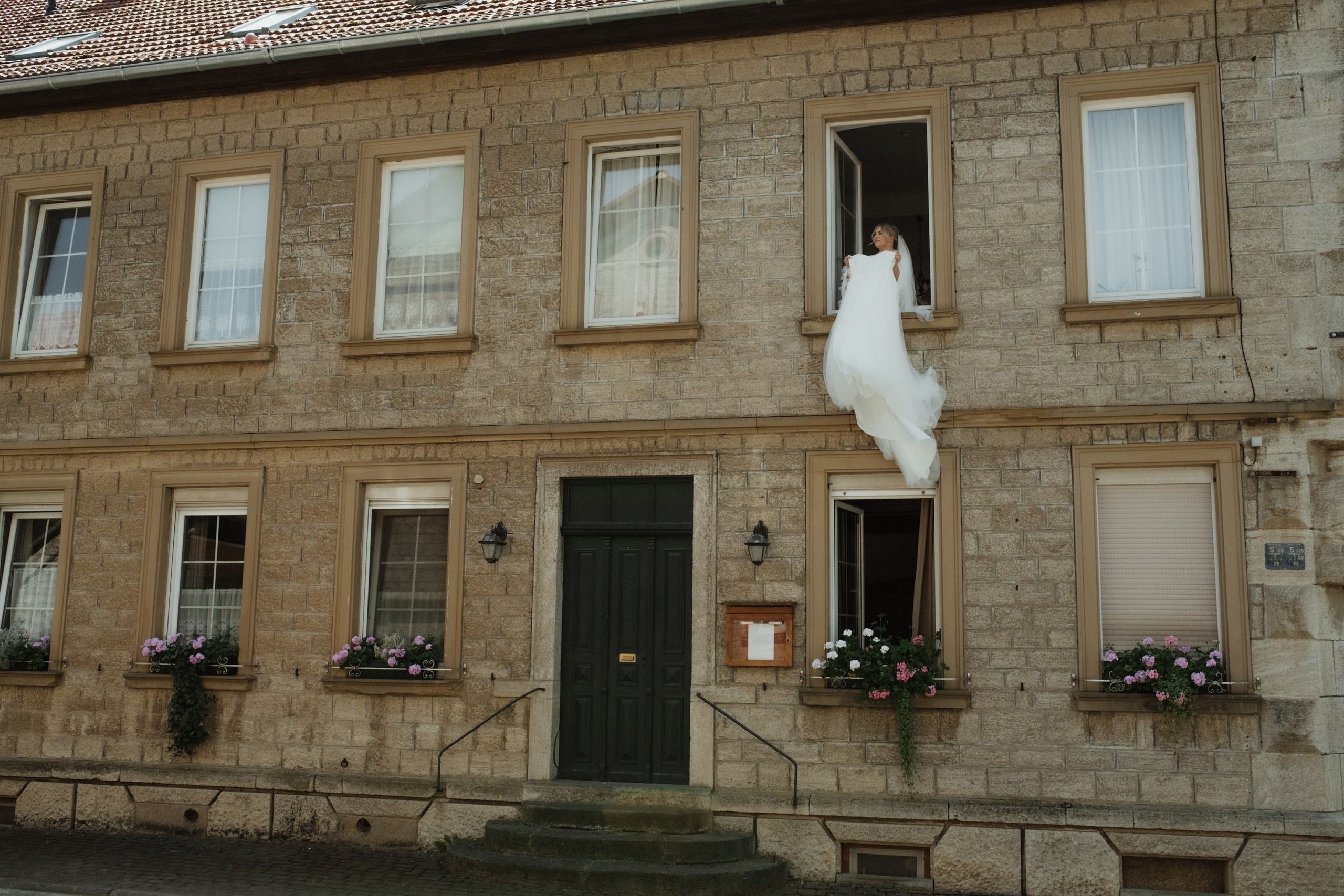 Freie Trauung Lara & Yannick | Landhaus Odaia | Fotograf Würzburg. Anna Saribekyan – Beste Hochzeitsfotografin in Würzburg, Top 10 in Deutschland