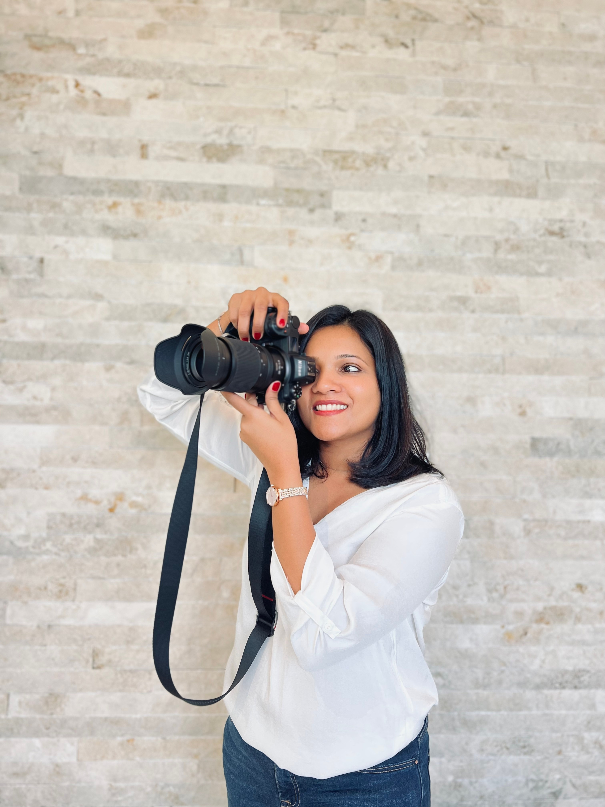 About. Nithya Rajkumar Photography | Personal Brand, Headshot & Mother-Child Portrait Photographer Dubai