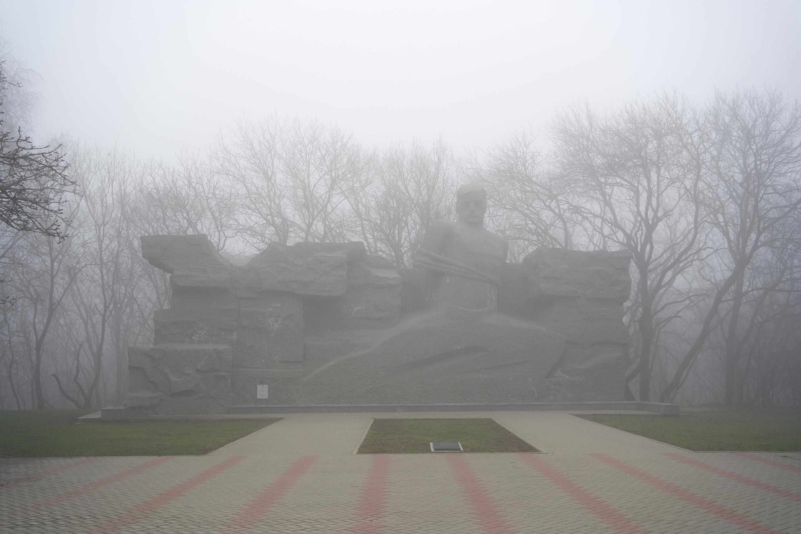 Lenin Street. GLISH ART — Timofey Glinin & Anastasia Shubina