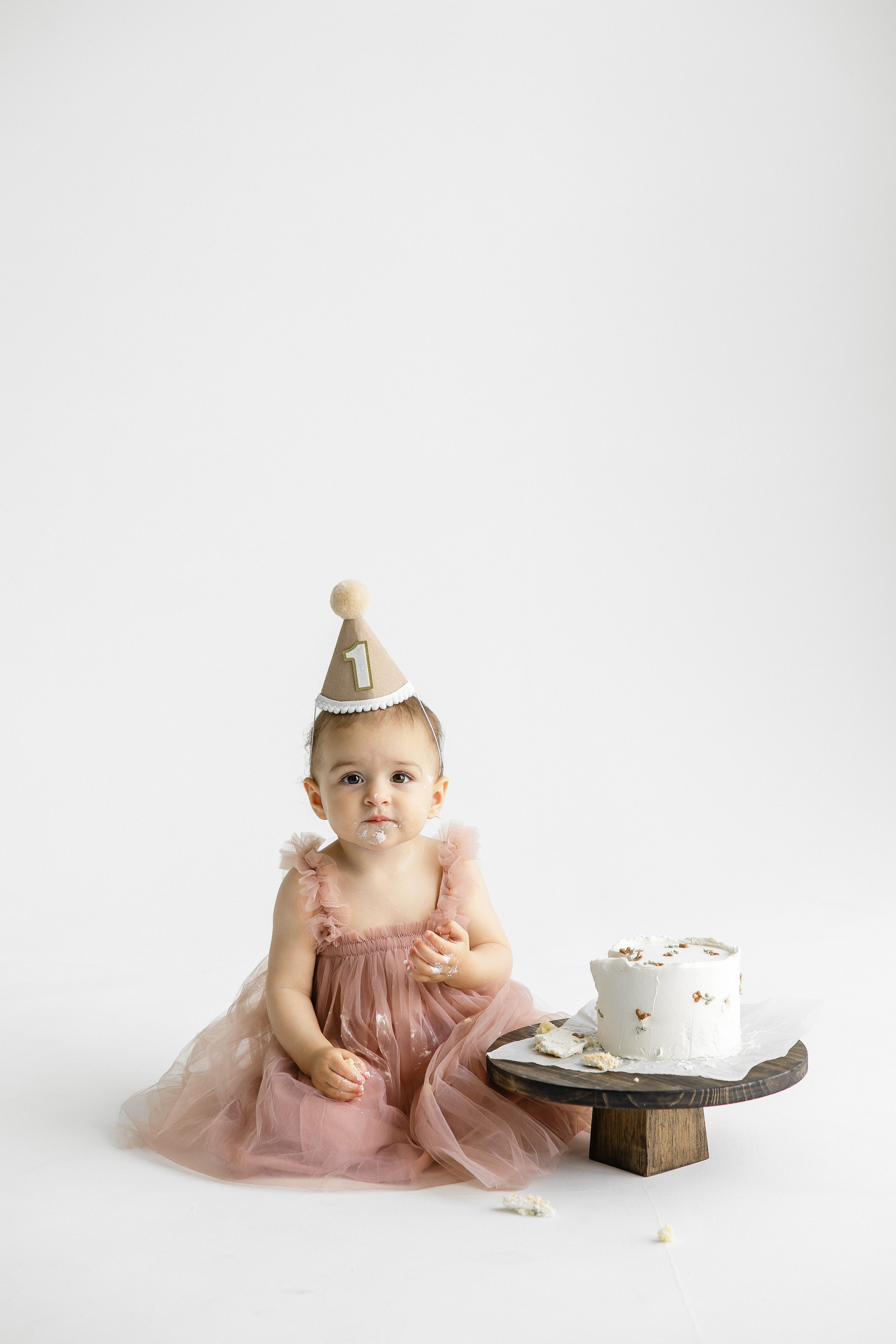 First birthday cake smash session