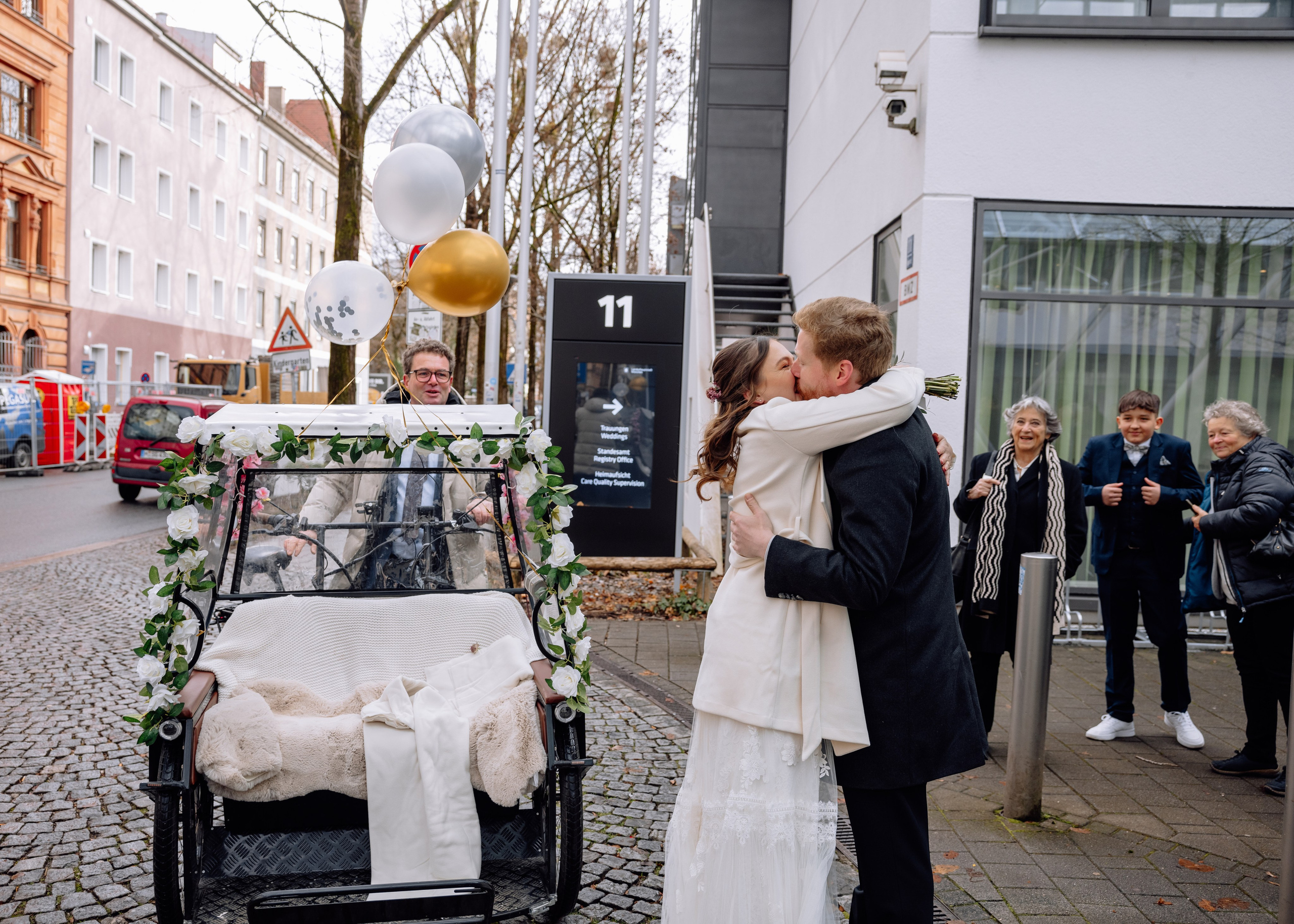 Standesamt in der Ruppertstraße. Hochzeitsfotograf München Taufe Familienfotograf Tanja Mauke