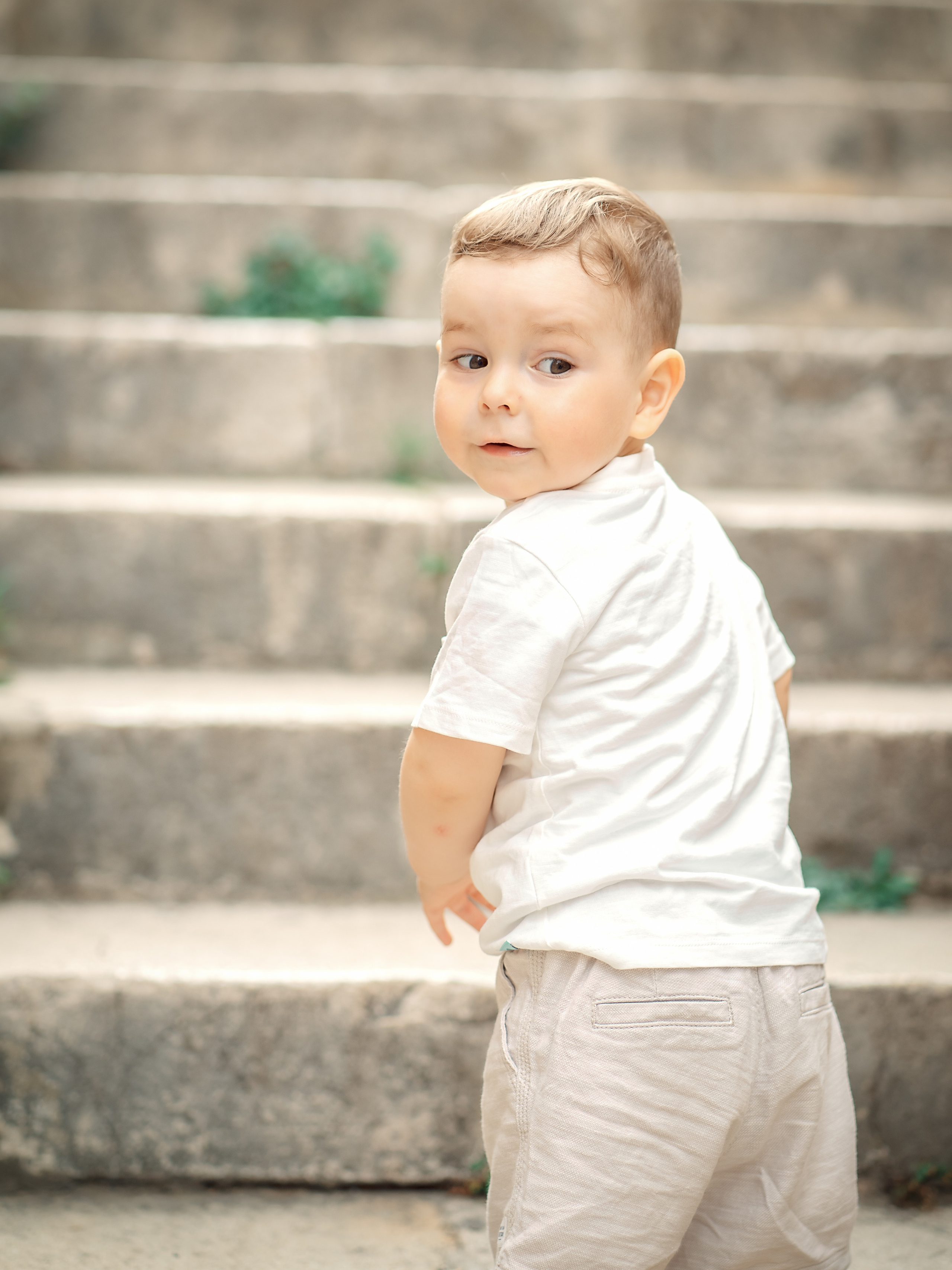 Familienshooting in der Altstadt von Palma de Mallorca. Deine Fotografin auf Mallorca für Familien und Business