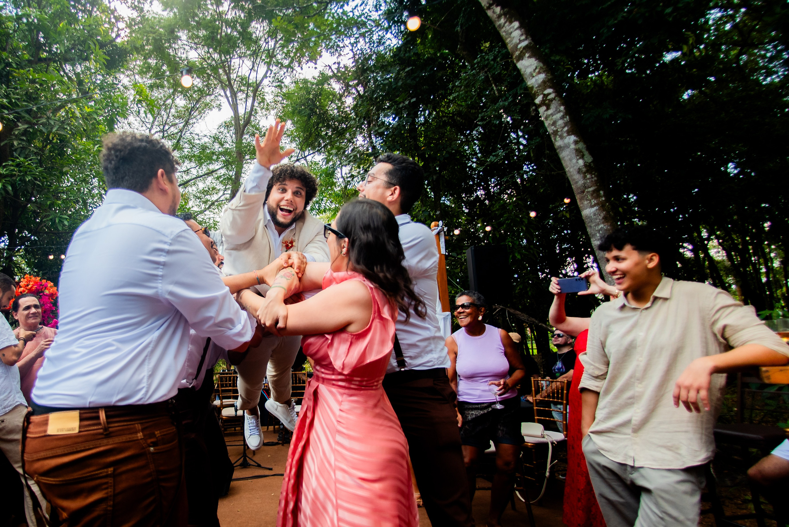 H & L — QUE TREM MAIS LINDOOOOO!. Fotografia de casamento em Belo Horizonte