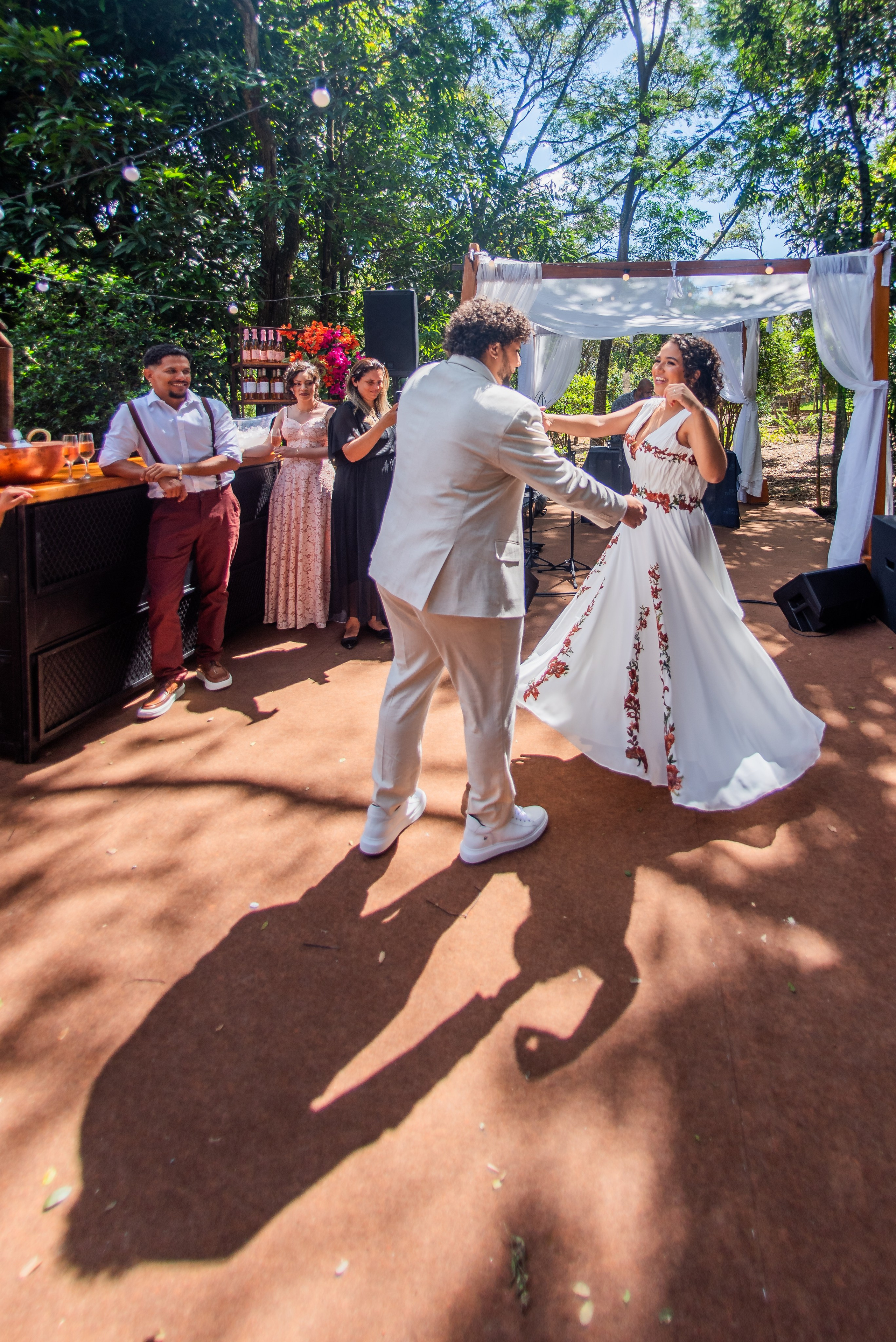 H & L — QUE TREM MAIS LINDOOOOO!. Fotografia de casamento em Belo Horizonte