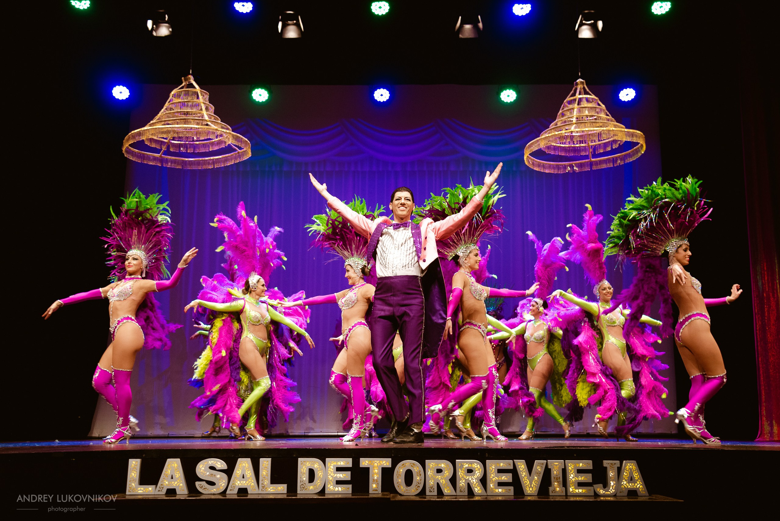 Reportaje fotográfico y rodaje entre bastidores del concierto de La Sal de Torrevieja en España