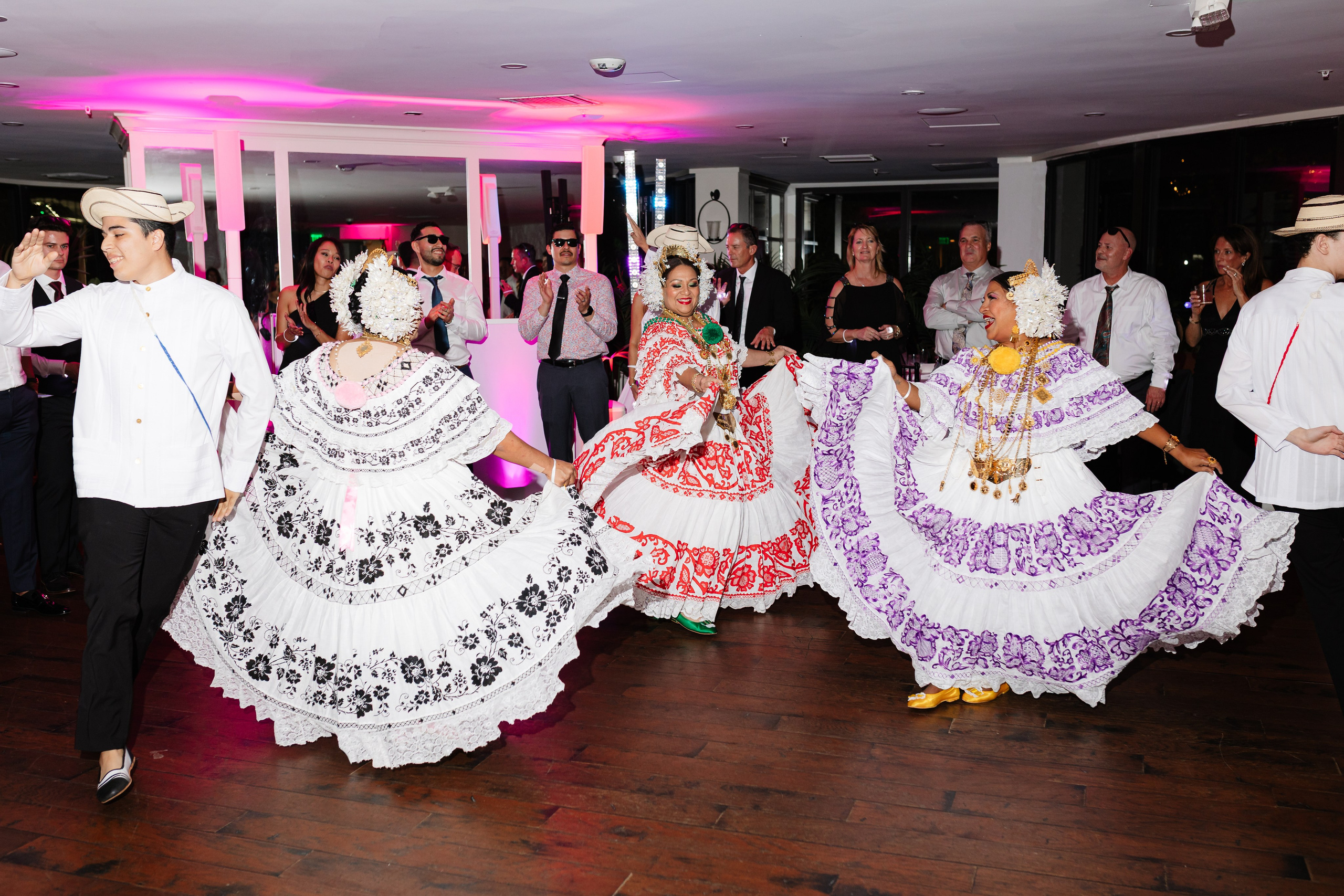 PALOMA & LUCAS. YES I DO PRODUCTION — Wedding photography&videography