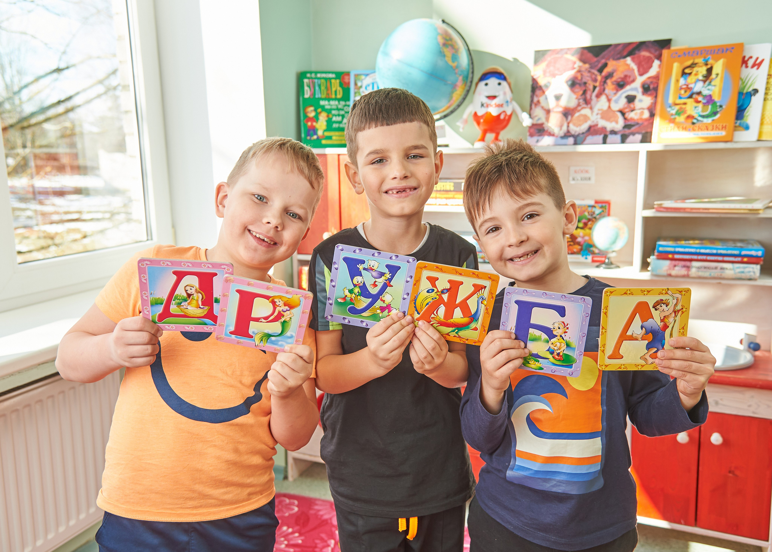 выпускные альбомы, выпускной альбом Таллинн, детский фотограф, школьный фотограф Таллин, фотограф на школьный выпускной Таллин, фотосессия в школе Таллин, фото для школьного альбома Таллин, школьная фотосъёмка Таллин, lasteaia lõpualbum