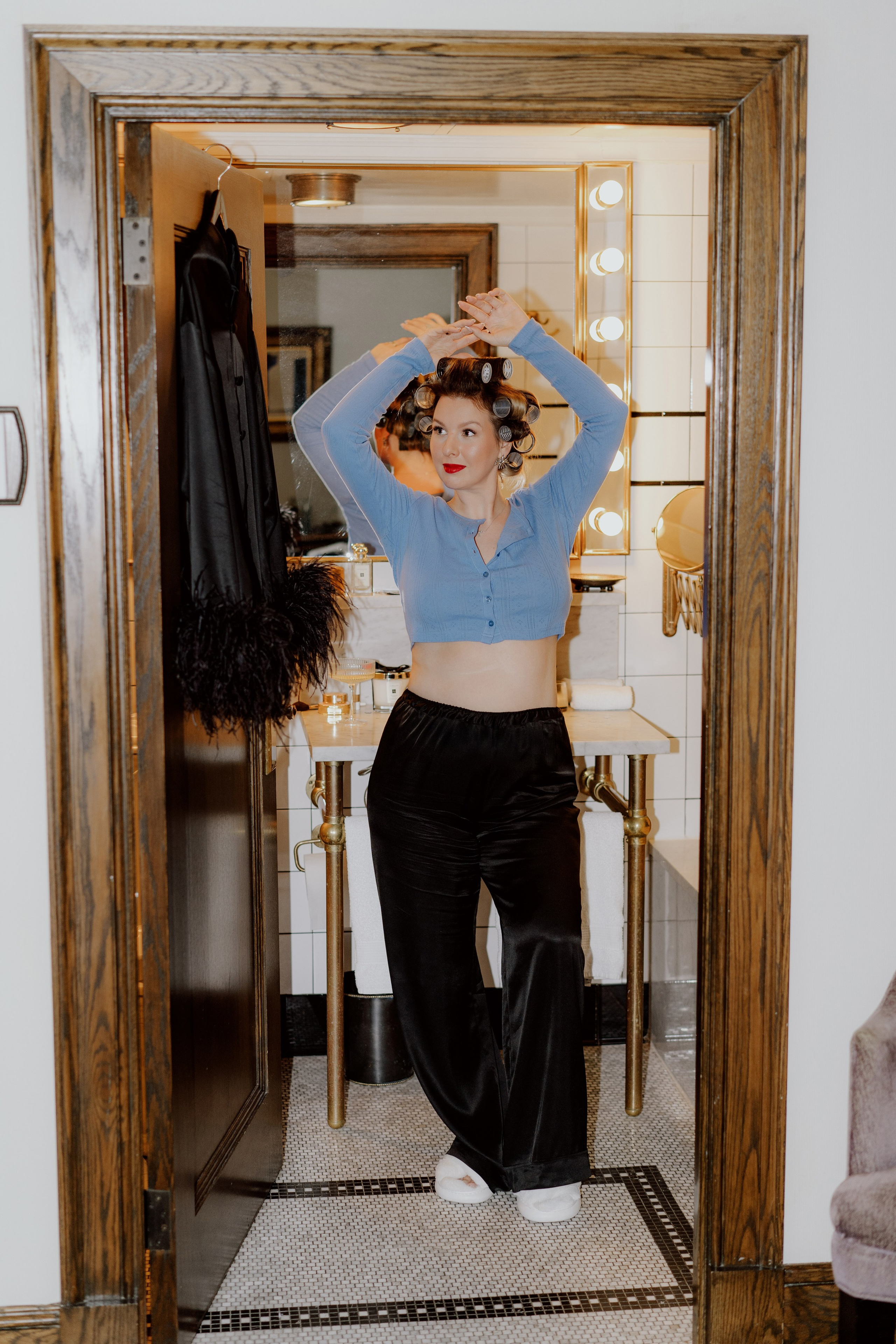 Luxury Boudoir Photography NYC | Intimate Portrait Sessions at The Ludlow Hotel. Videographer and photographer in New York // MAKAROV.VIDEO