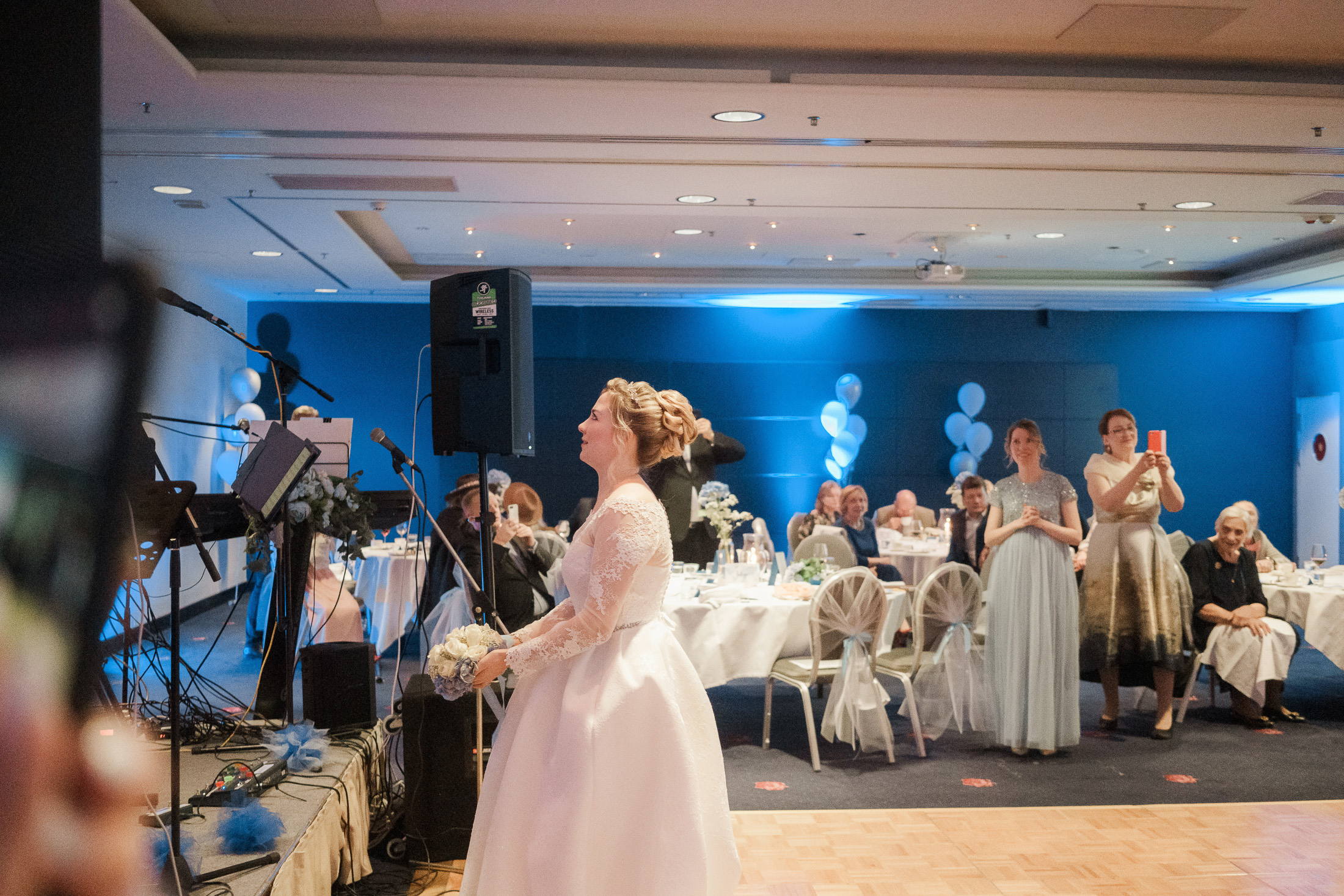 Häävalokuvaaja Johanneksen kirkko, Radisson blue