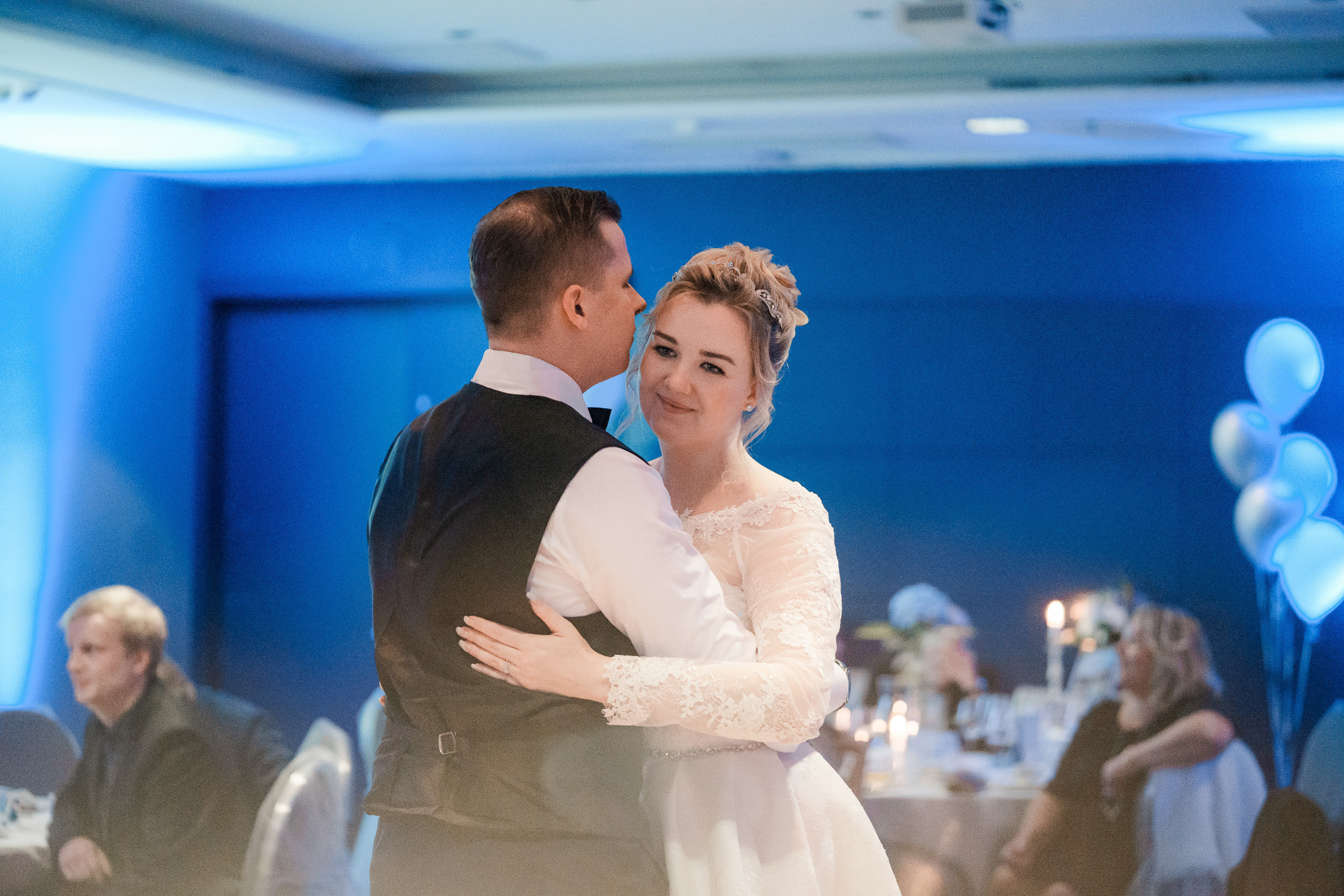 Häävalokuvaaja Johanneksen kirkko, Radisson blue